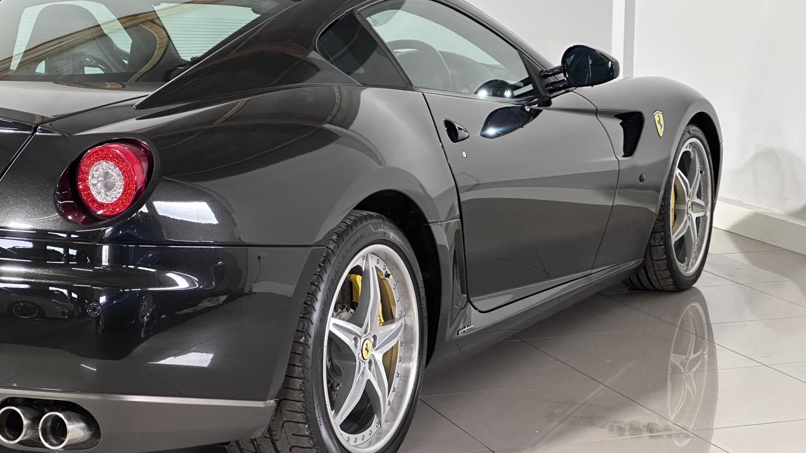 Ferrari 599 6.0 V12 GTB Fiorano Coupe 2dr Petrol F1 Euro 4 (612 bhp)