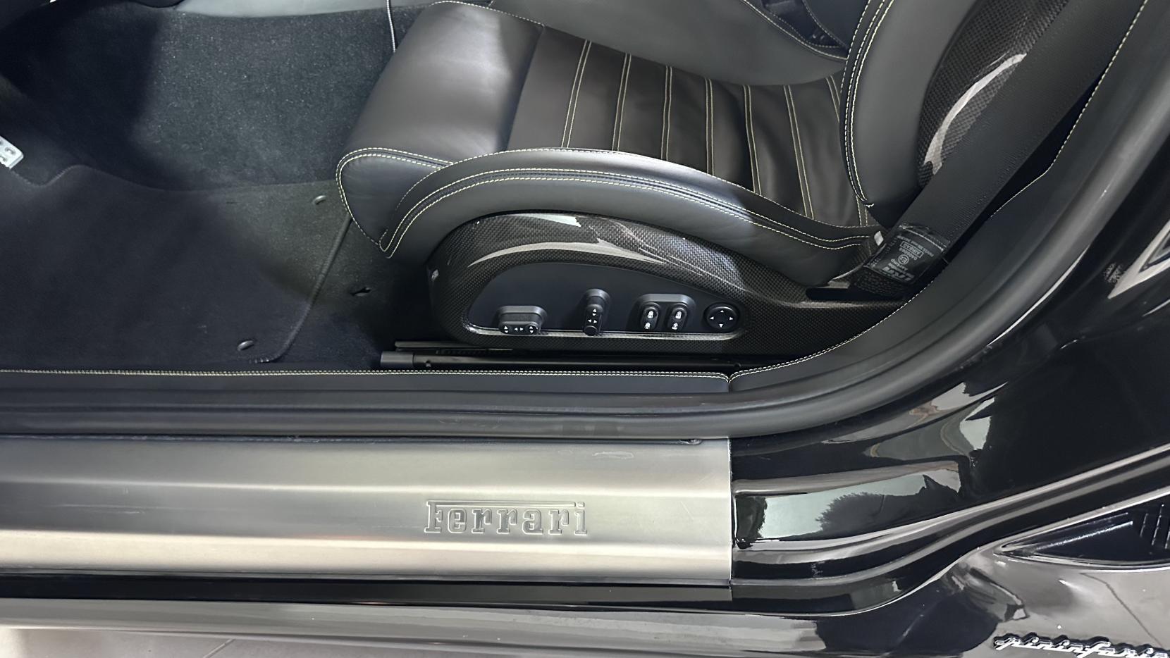 Ferrari 599 6.0 V12 GTB Fiorano Coupe 2dr Petrol F1 Euro 4 (612 bhp)
