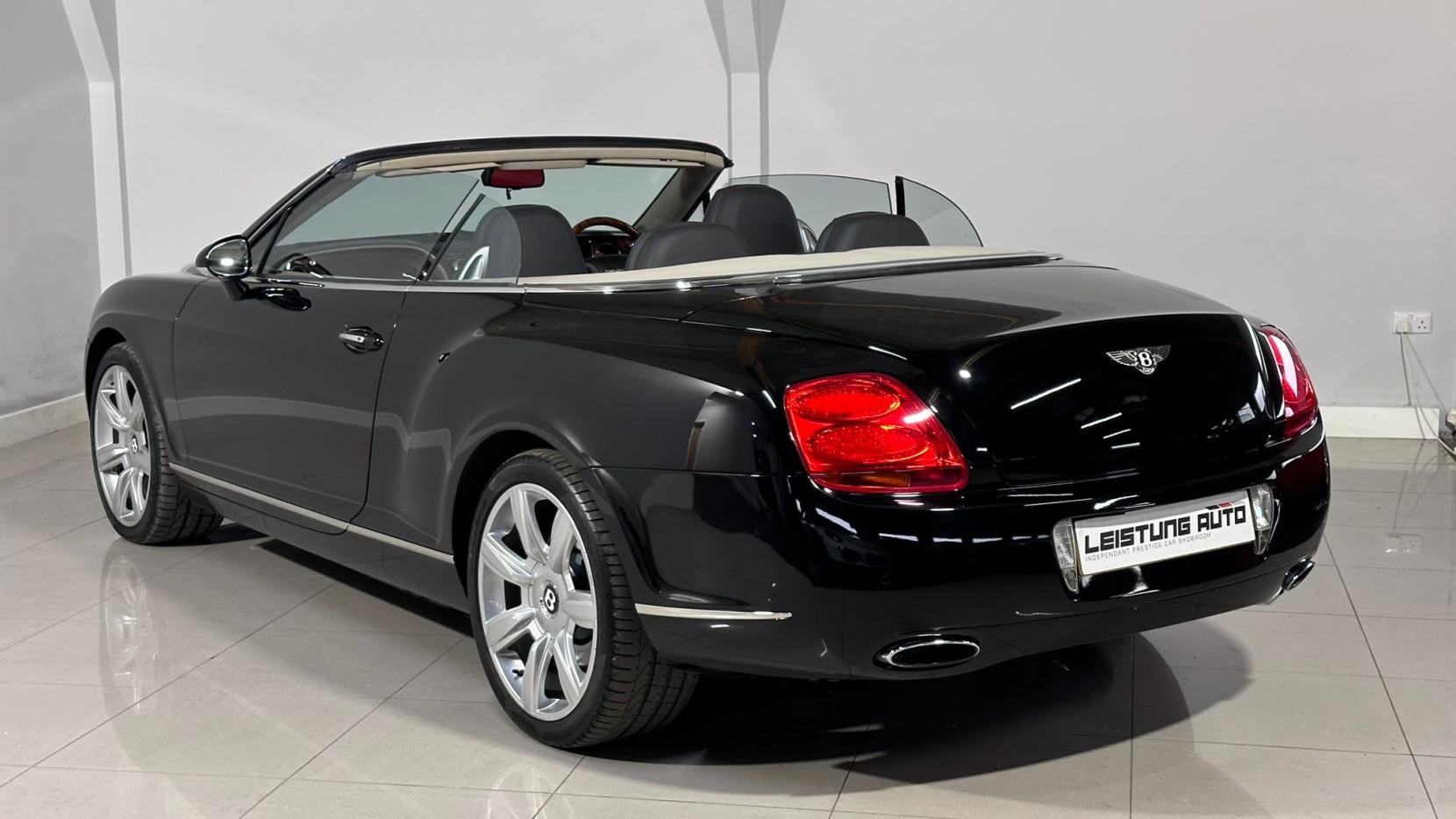 Bentley Continental 6.0 W12 GTC Convertible 2dr Petrol Auto 4WD Euro 4 (560 ps)