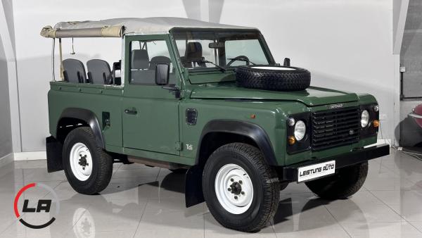 Land Rover Defender 90 Land Rover LHD Defender 90 factory soft top 300 Tdi