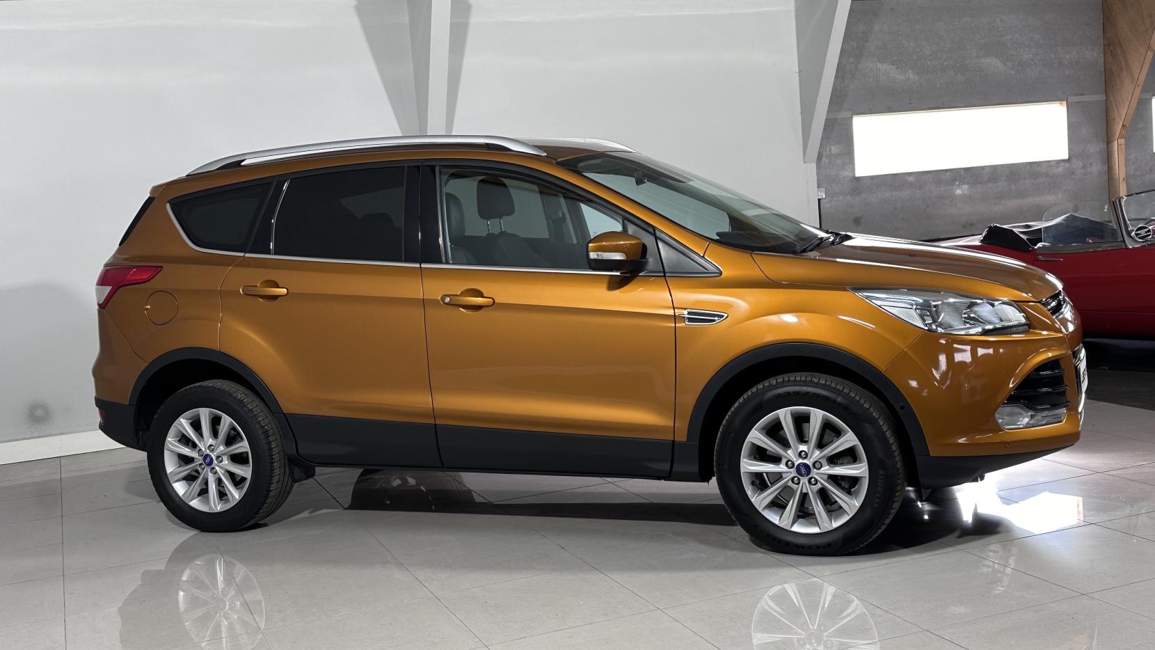 Ford Kuga 2.0 TDCi Titanium SUV 5dr Diesel Powershift AWD Euro 6 (s/s) (180 ps)