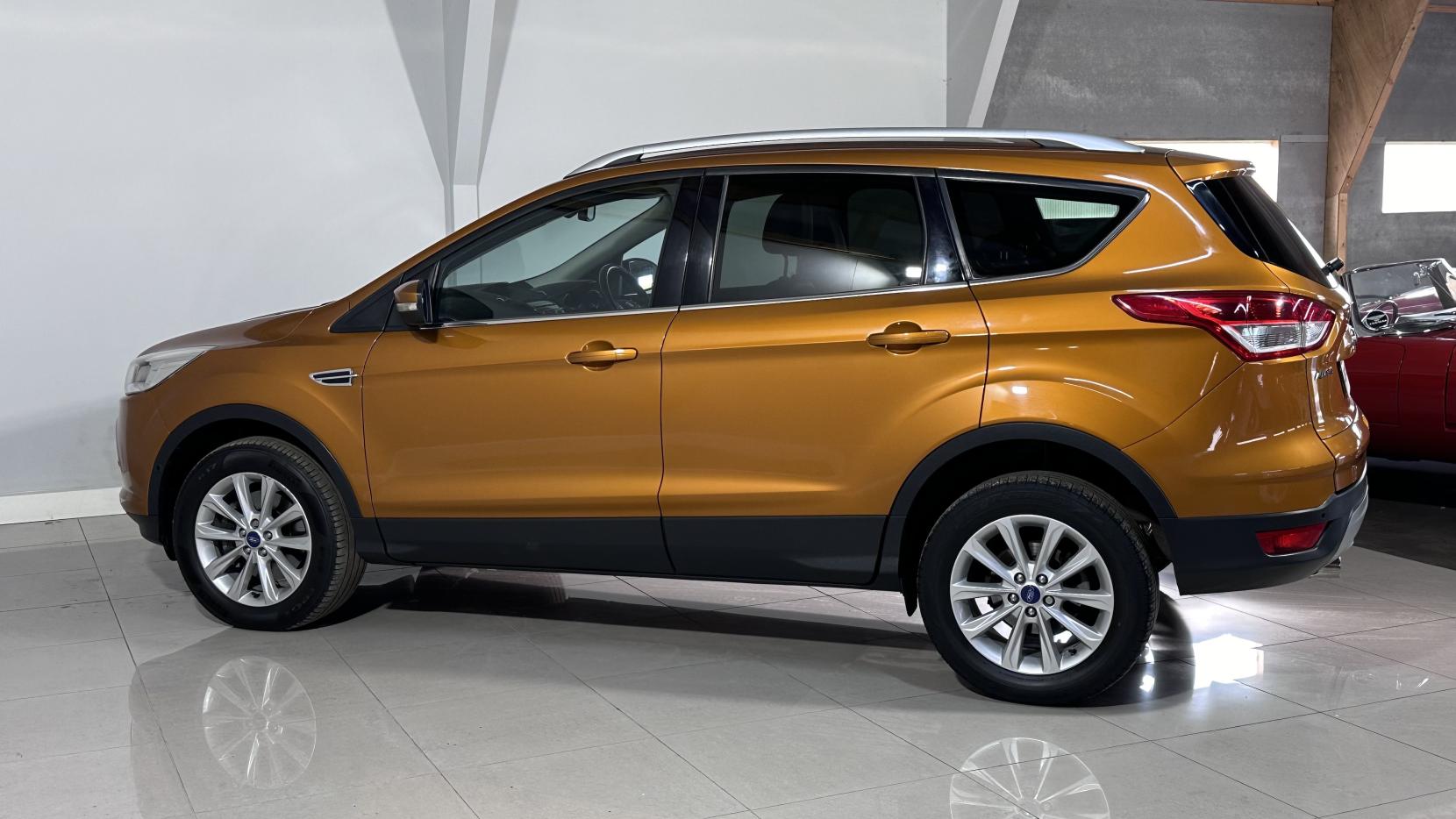 Ford Kuga 2.0 TDCi Titanium SUV 5dr Diesel Powershift AWD Euro 6 (s/s) (180 ps)