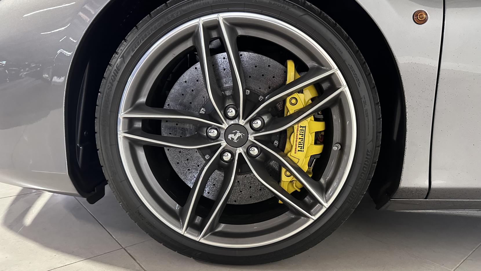 Ferrari 488 3.9T V8 GTB Coupe 2dr Petrol F1 DCT Euro 6 (s/s) (670 ps)