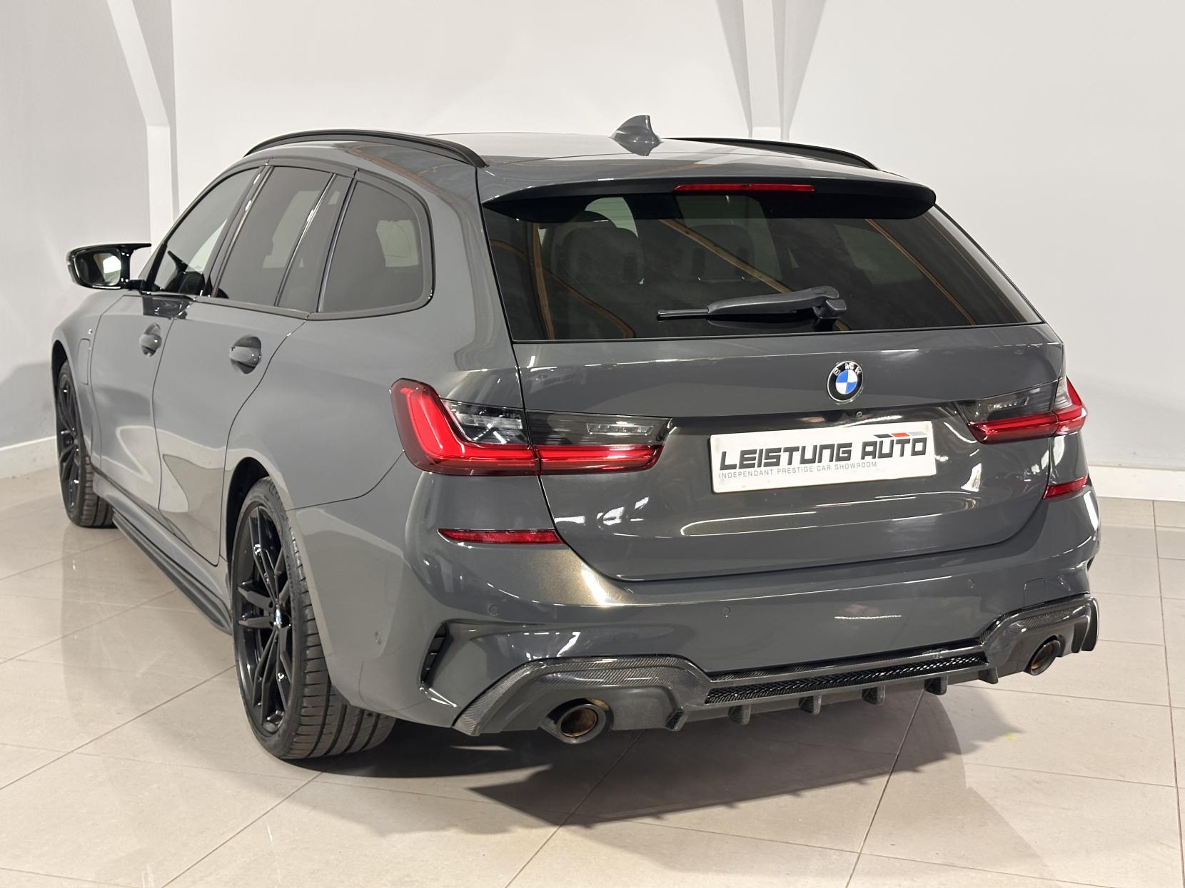 BMW 3 Series 2.0 330e 12kWh M Sport Pro Edition Touring 5dr Petrol Plug-in Hybrid Auto Euro 6 (s/s) (292 ps)
