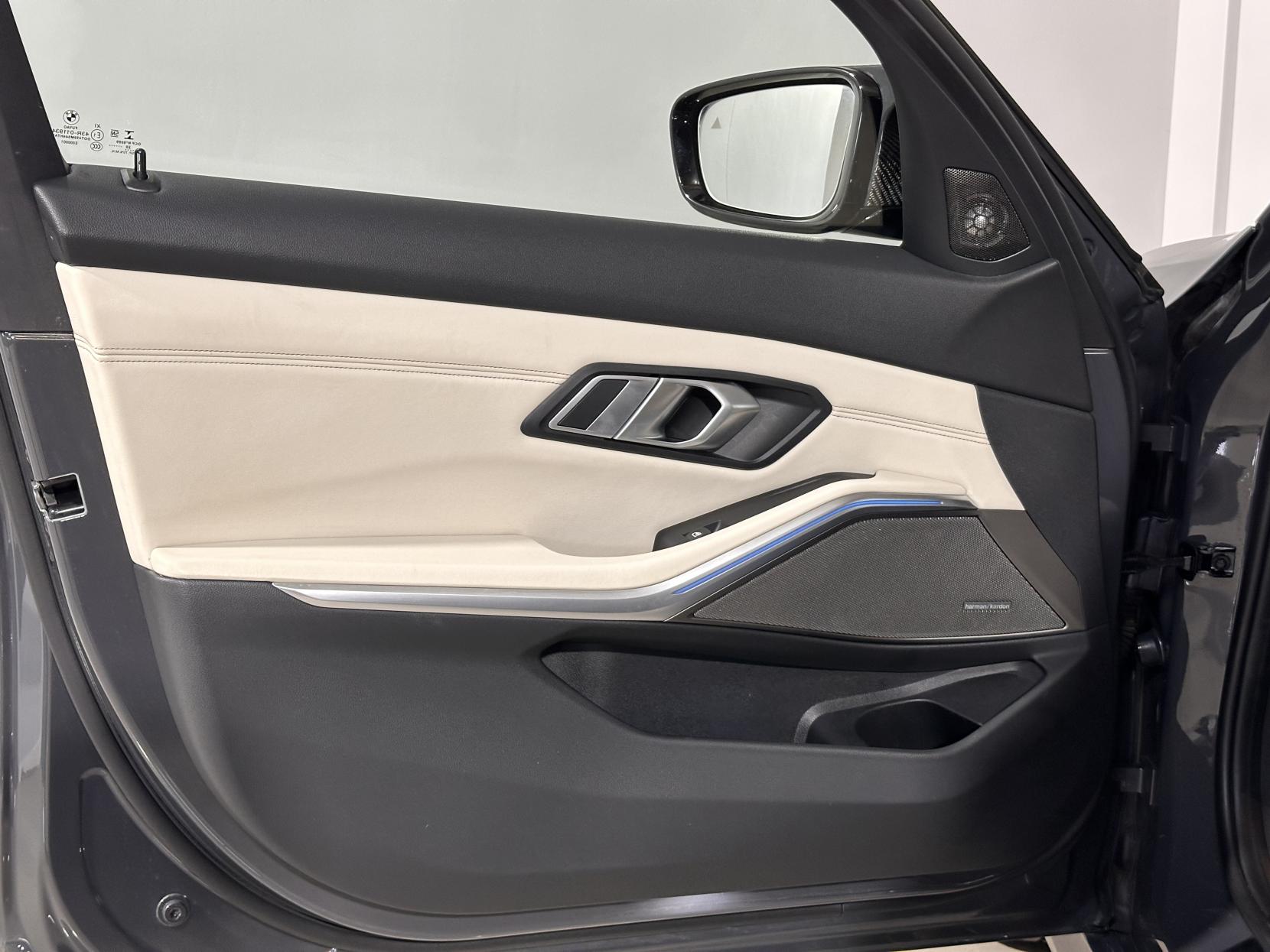 BMW 3 Series 2.0 330e 12kWh M Sport Pro Edition Touring 5dr Petrol Plug-in Hybrid Auto Euro 6 (s/s) (292 ps)