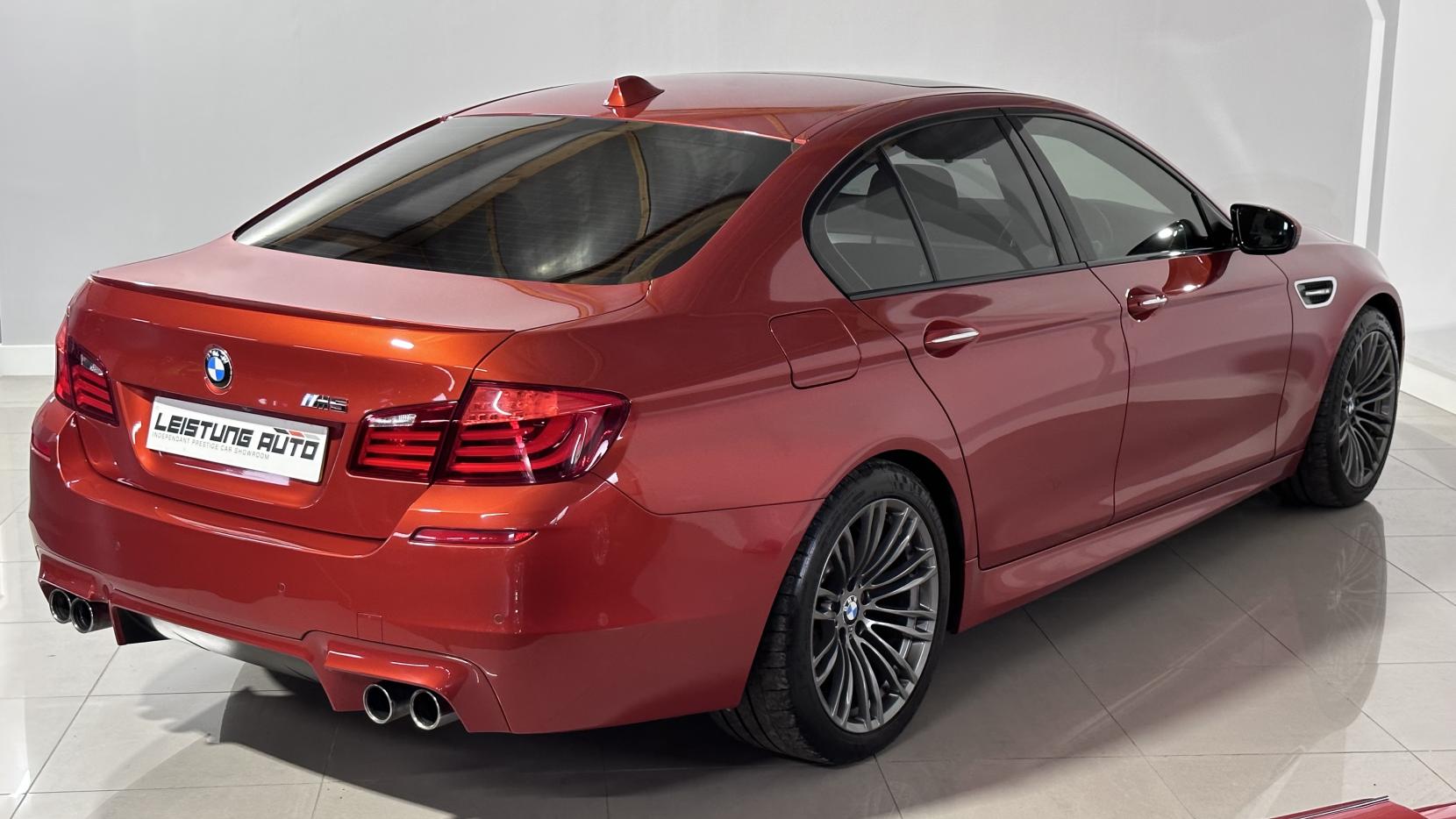 BMW M5 4.4 V8 Saloon 4dr Petrol DCT Euro 5 (s/s) (560 ps)