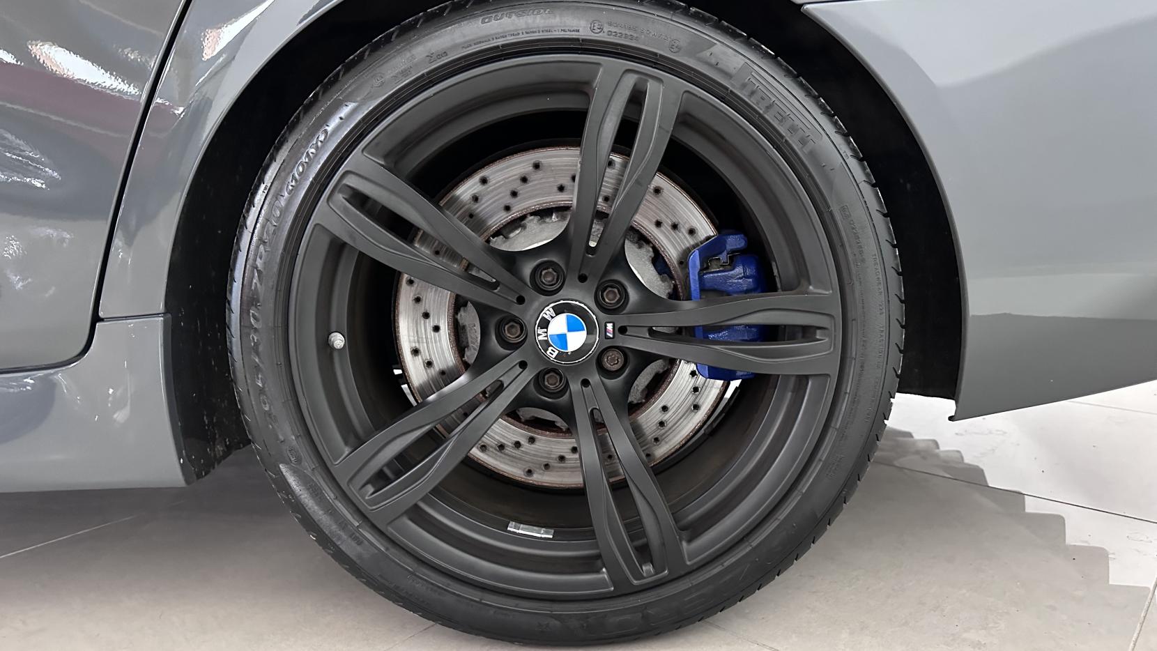 BMW M5 4.4 V8 DCT Euro 6 (s/s) 4dr