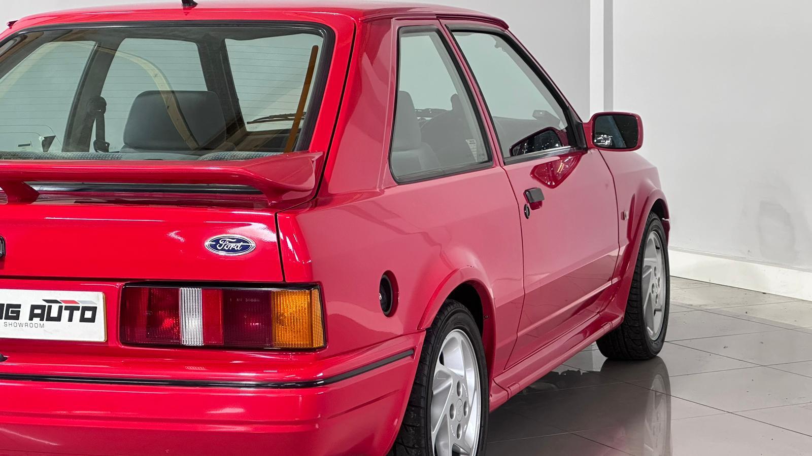 Ford Escort 1.6 Turbo RS Hatchback 3dr Petrol Manual (132 bhp)