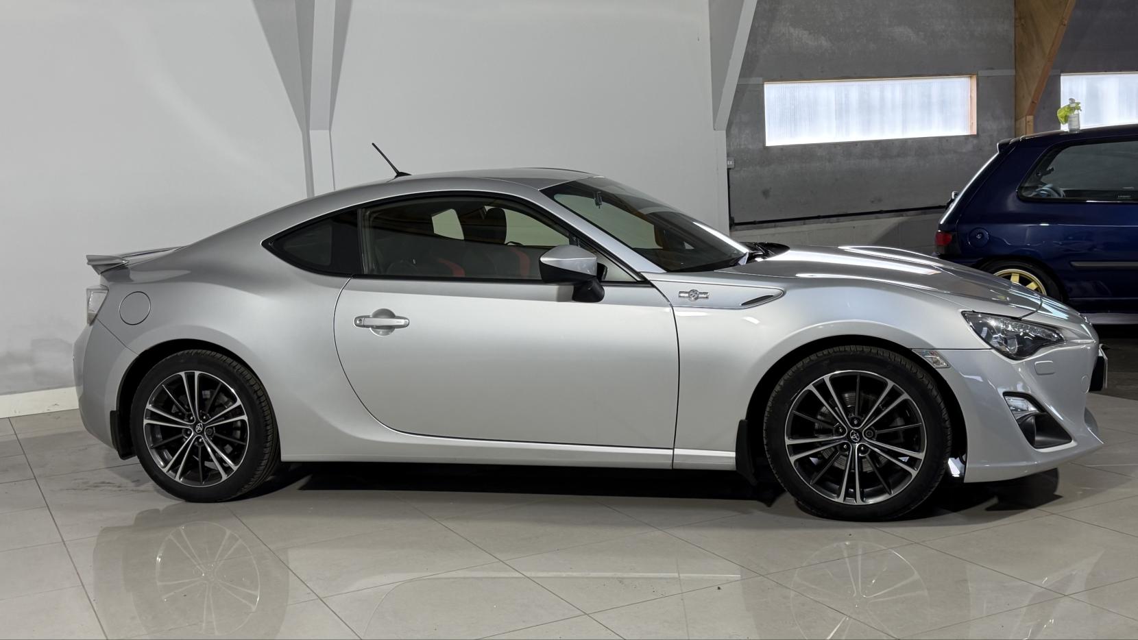 Toyota GT86 2.0 Boxer D-4S Coupe 2dr Petrol Manual Euro 5 (200 ps)