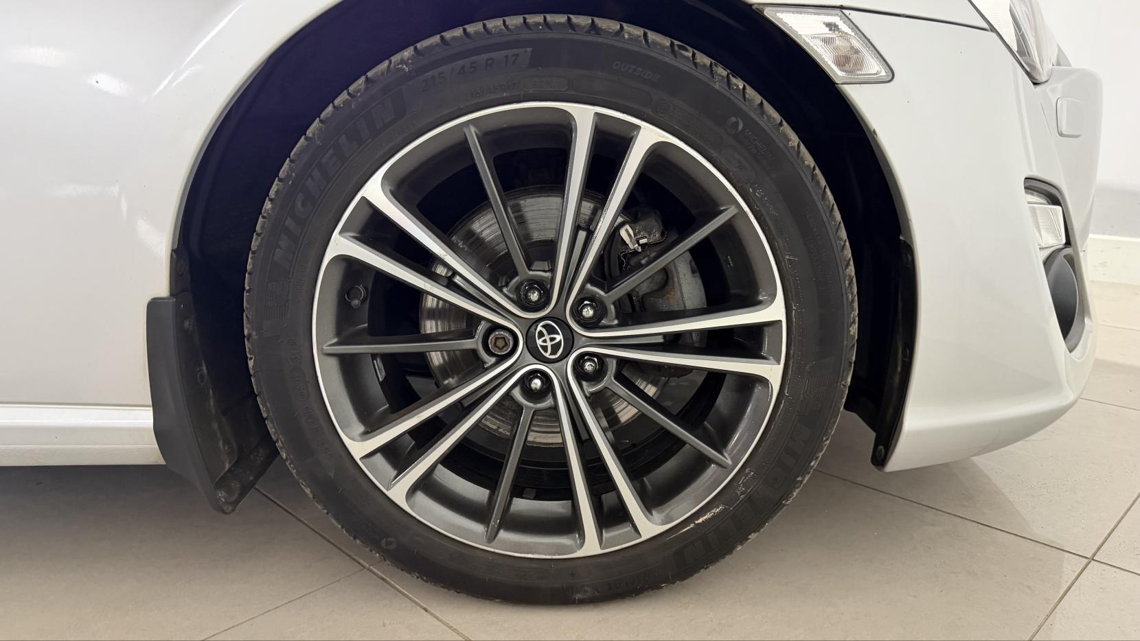 Toyota GT86 2.0 Boxer D-4S Coupe 2dr Petrol Manual Euro 5 (200 ps)