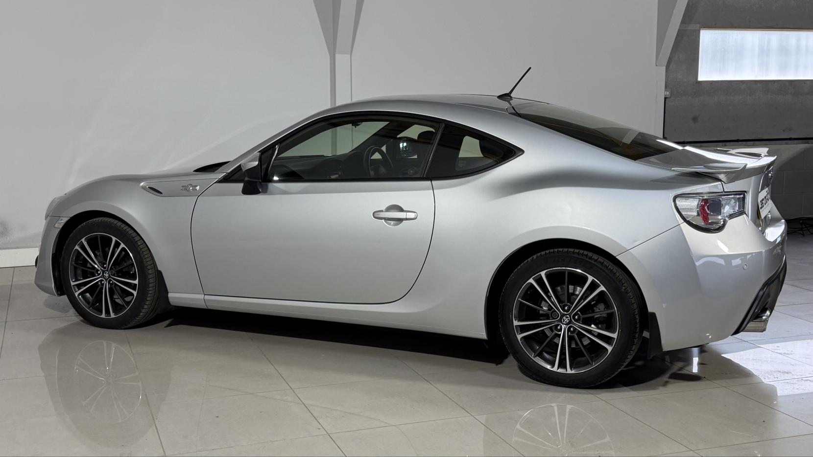 Toyota GT86 2.0 Boxer D-4S Coupe 2dr Petrol Manual Euro 5 (200 ps)