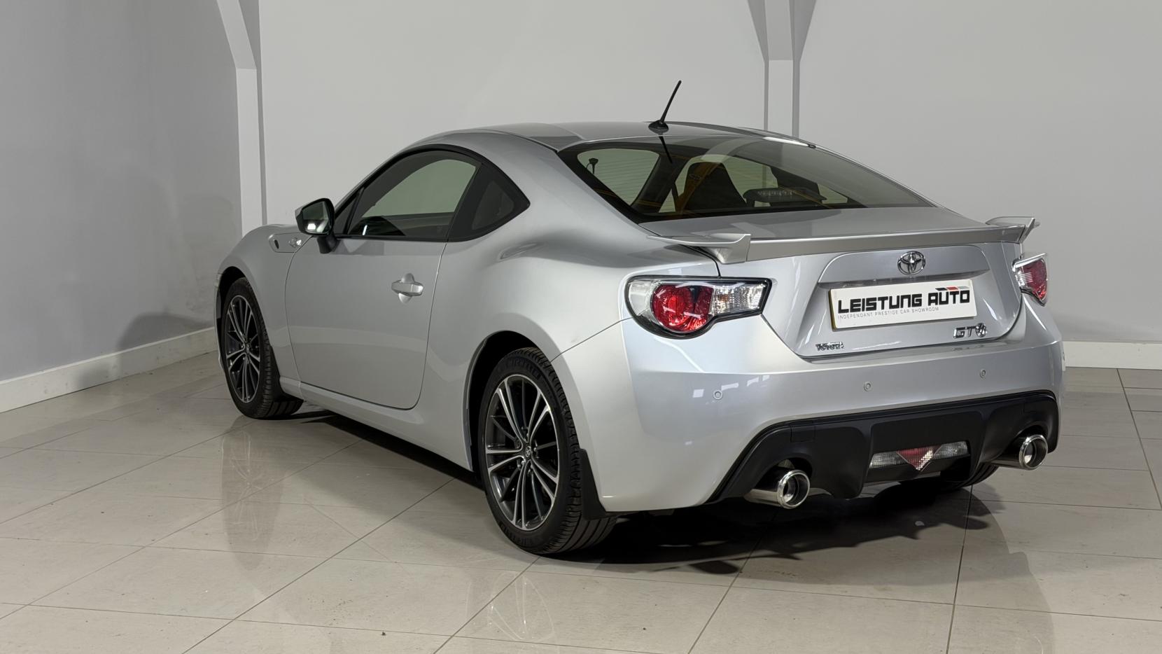 Toyota GT86 2.0 Boxer D-4S Coupe 2dr Petrol Manual Euro 5 (200 ps)