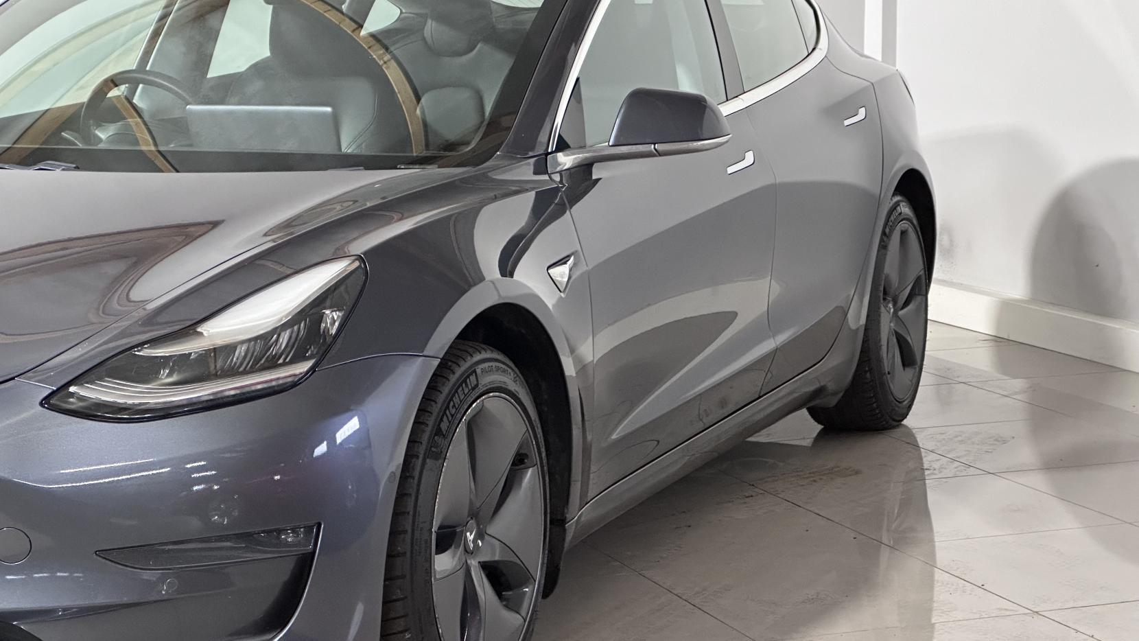 Tesla Model 3 (Dual Motor) Long Range Saloon 4dr Electric Auto 4WDE (346 ps)