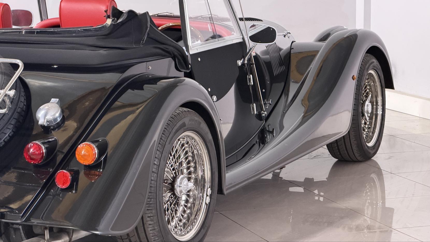 Morgan Roadster 3.0 Convertible 2dr Petrol Manual (2 seat) (232 g/km, 226 bhp)