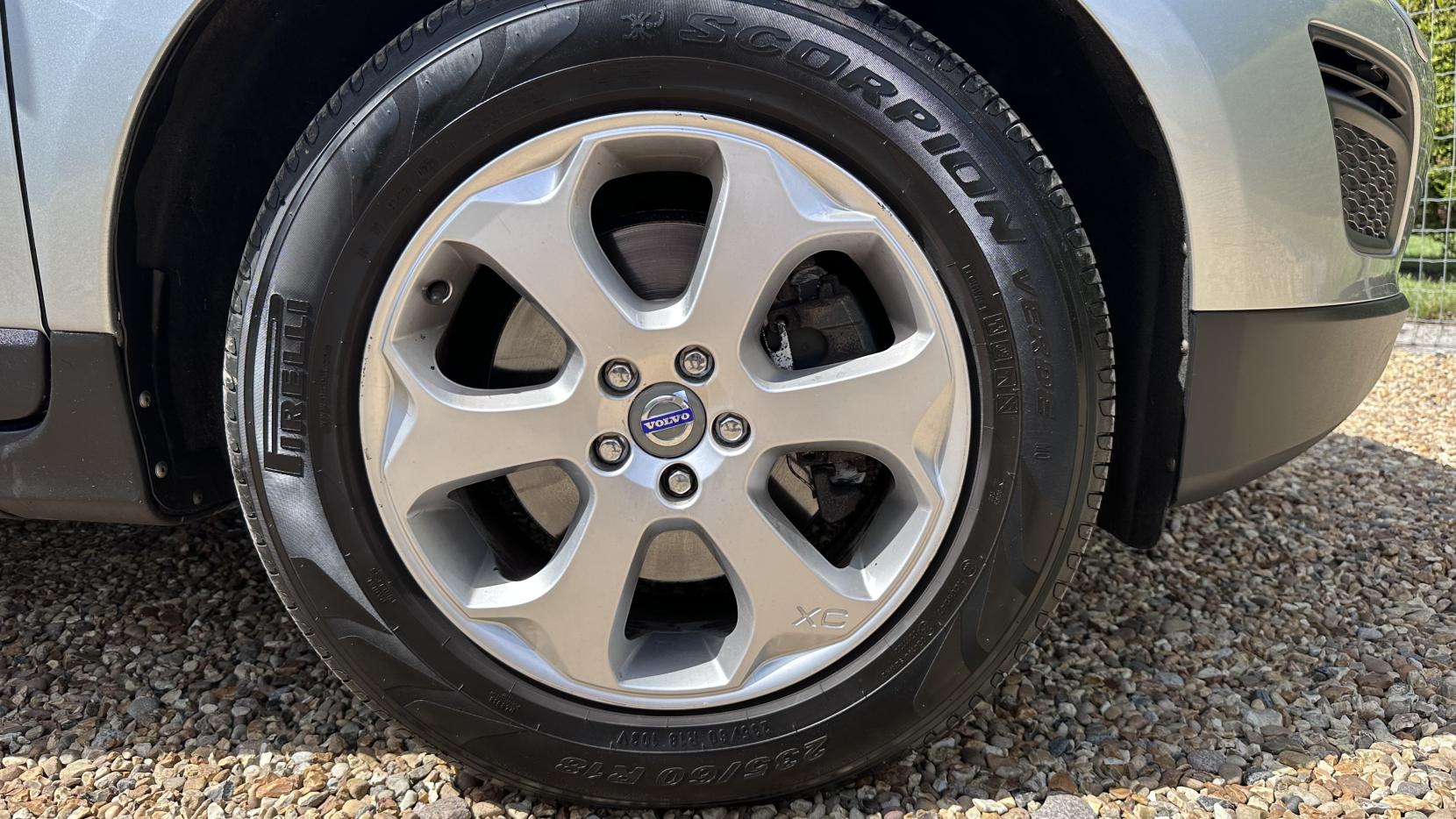Volvo XC60 2.0 D3 DRIVe SE Lux SUV 5dr Diesel Manual Euro 5 (163 ps)