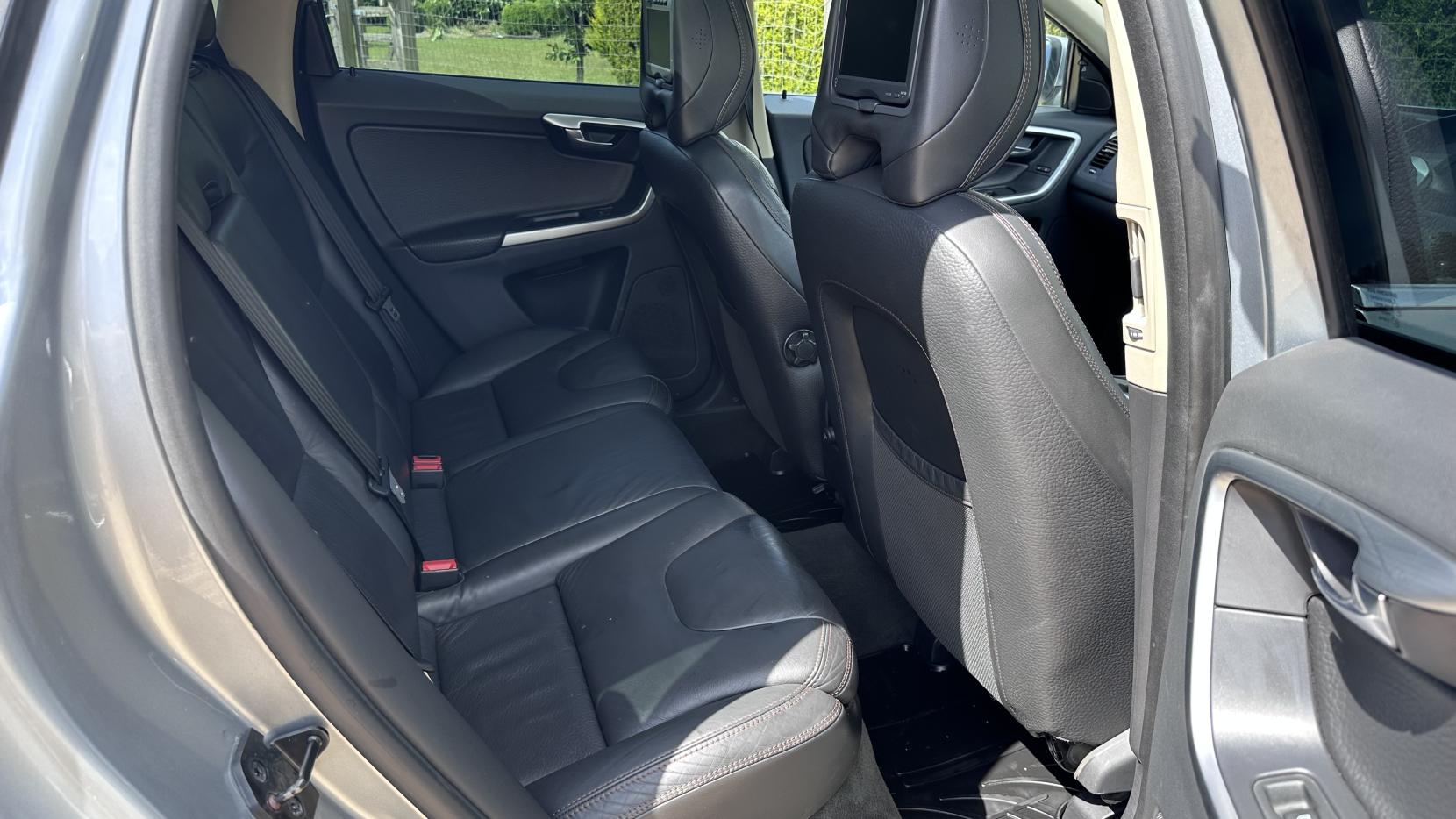 Volvo XC60 2.0 D3 DRIVe SE Lux SUV 5dr Diesel Manual Euro 5 (163 ps)