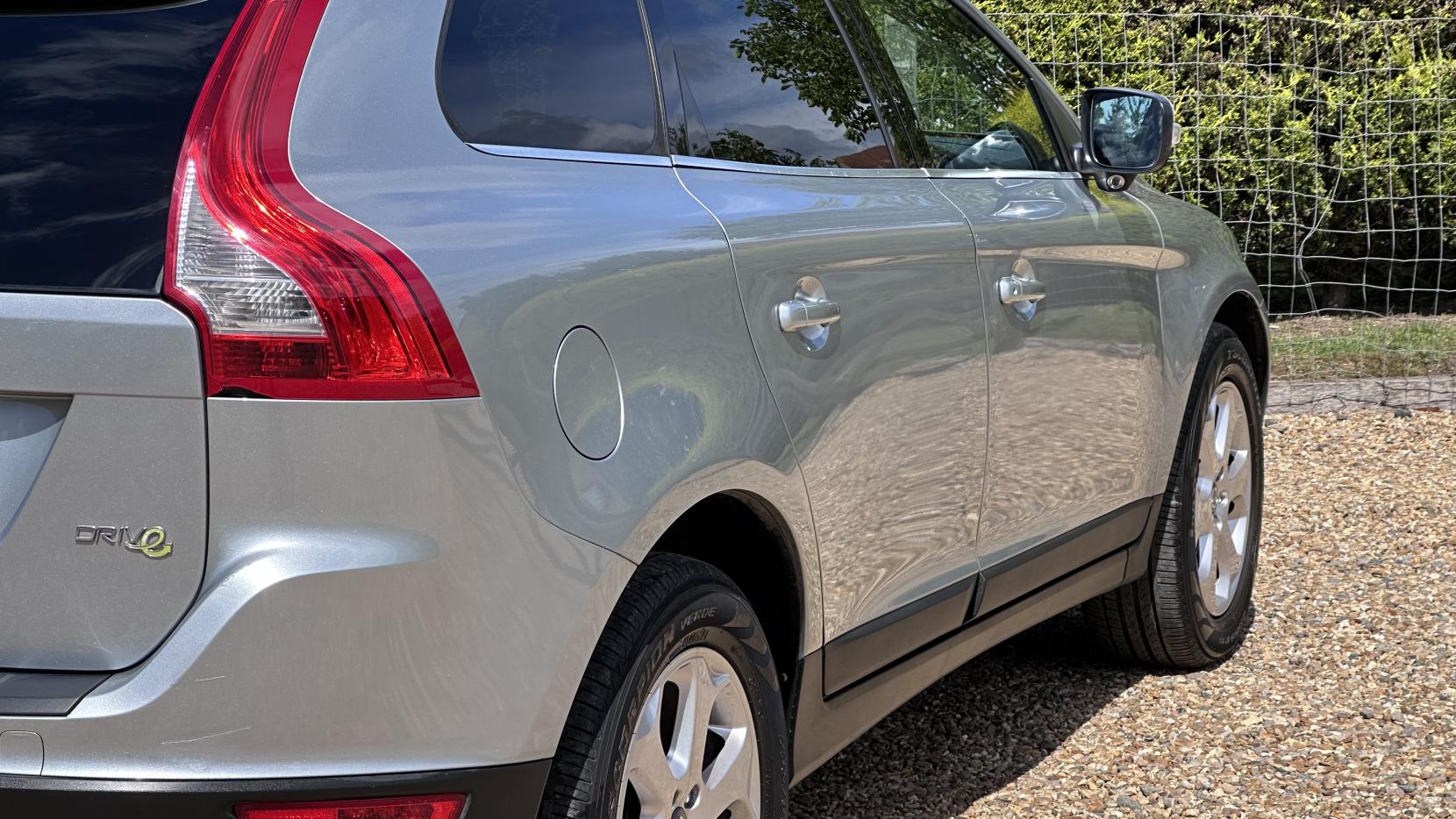 Volvo XC60 2.0 D3 DRIVe SE Lux SUV 5dr Diesel Manual Euro 5 (163 ps)