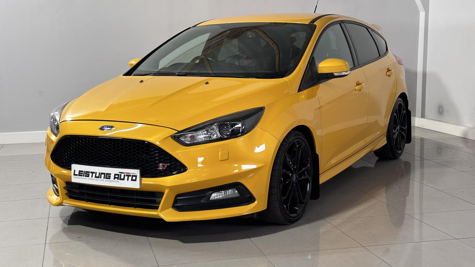 Ford Focus 2.0T EcoBoost ST-3 Hatchback 5dr Petrol Manual Euro 6 (s/s) (250 ps)