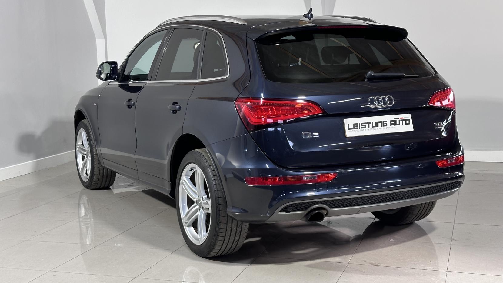 Audi Q5 2.0 TDI S line Plus SUV 5dr Diesel Manual quattro Euro 5 (s/s) (177 ps)