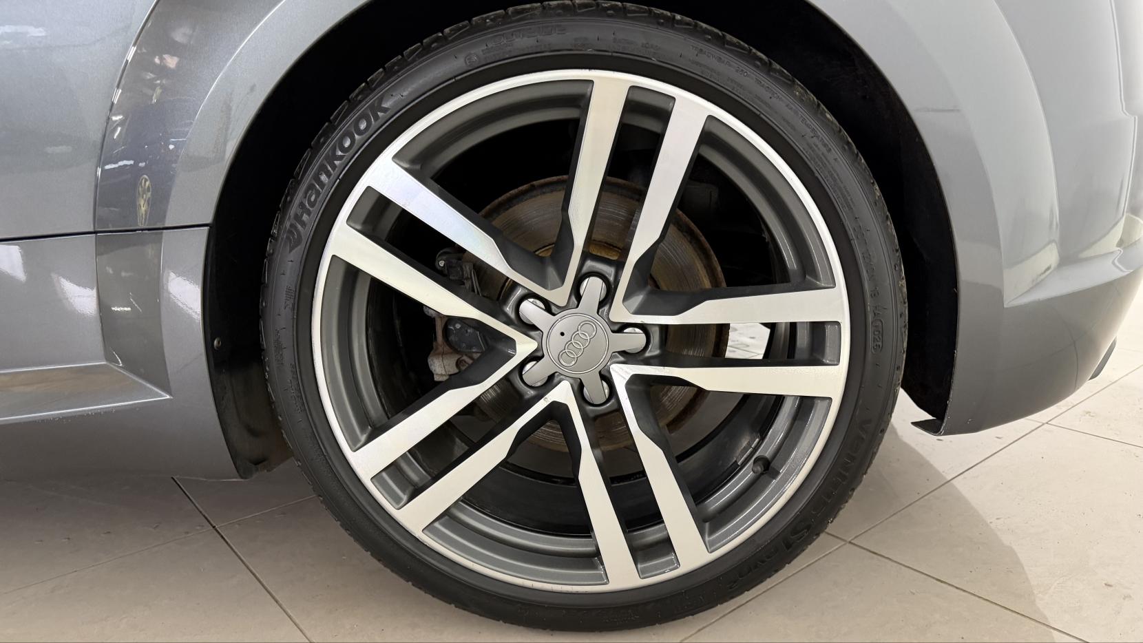 Audi TT 2.0 TFSI S line Coupe 3dr Petrol S Tronic quattro Euro 6 (s/s) (230 ps)