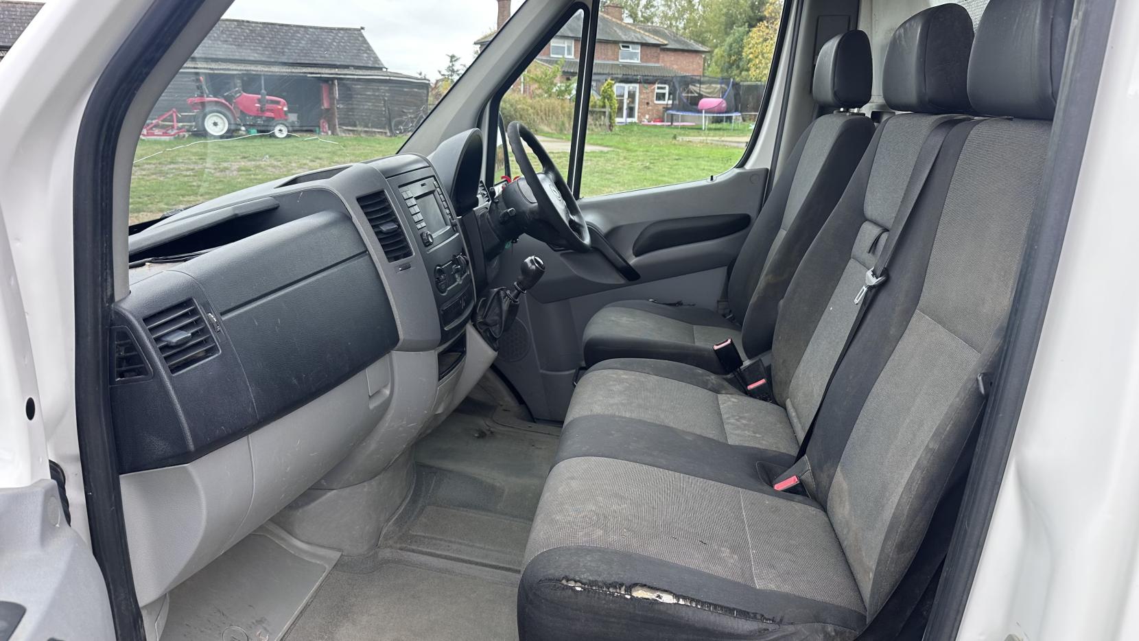 Volkswagen Crafter 2.0 TDI CR35 BlueMotion Tech Chassis Cab 2dr Diesel Manual L2 (199 g/km, 108 bhp)