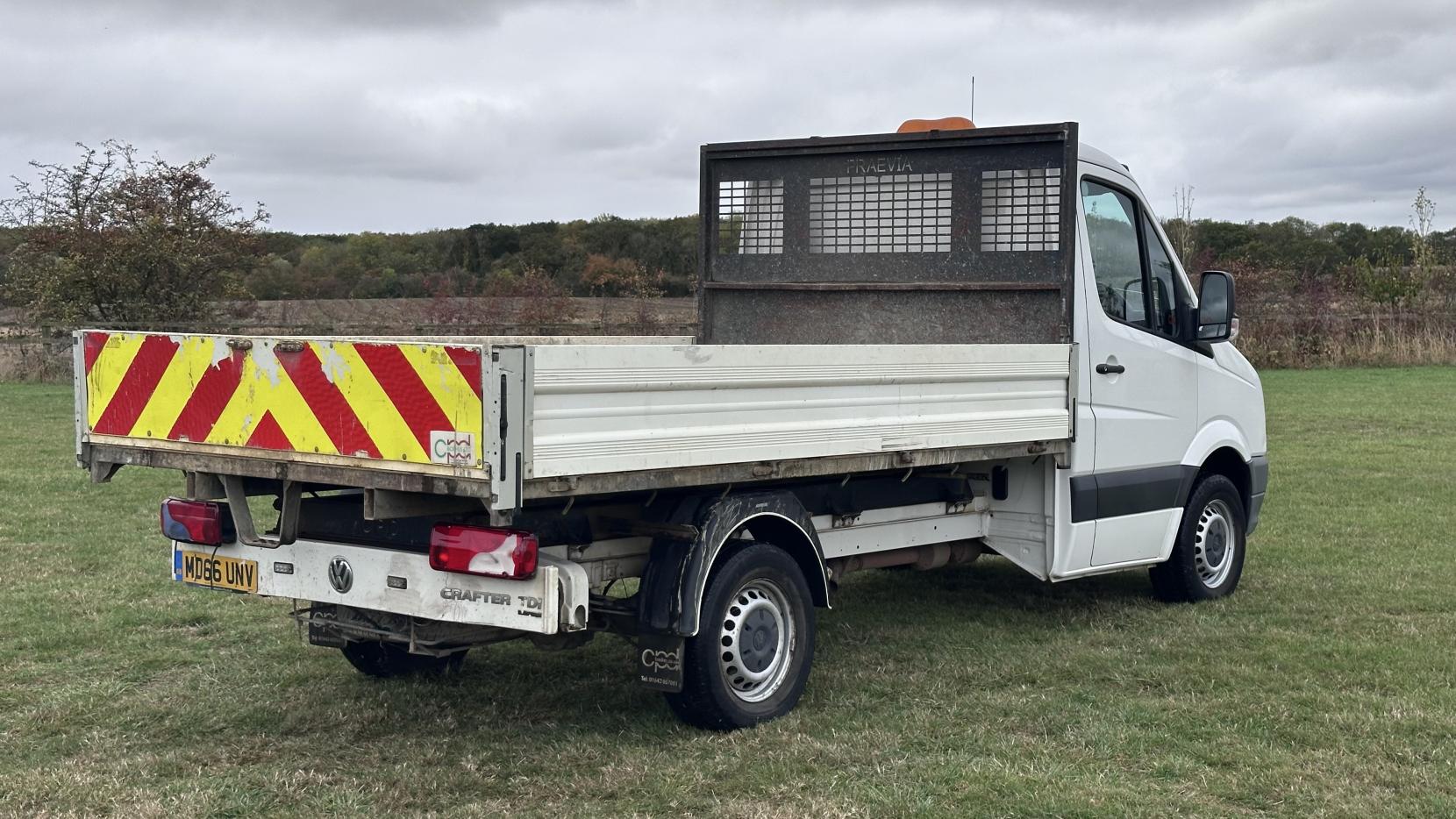 Volkswagen Crafter 2.0 TDI CR35 BlueMotion Tech Chassis Cab 2dr Diesel Manual L2 (199 g/km, 108 bhp)