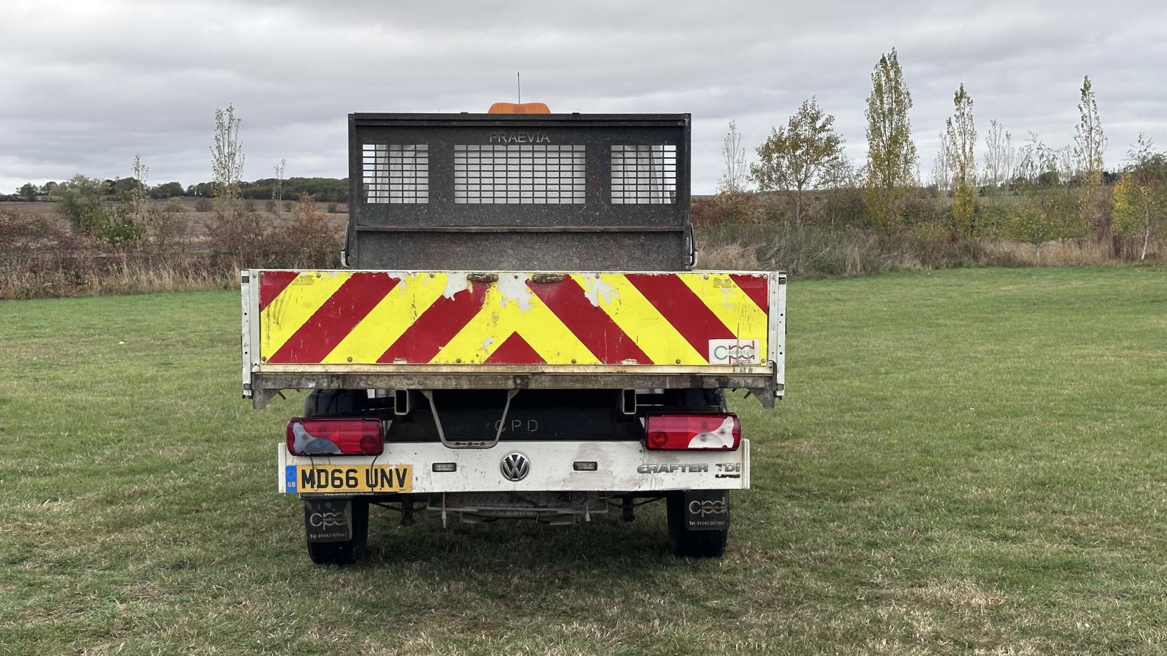 Volkswagen Crafter 2.0 TDI CR35 BlueMotion Tech Chassis Cab 2dr Diesel Manual L2 (199 g/km, 108 bhp)