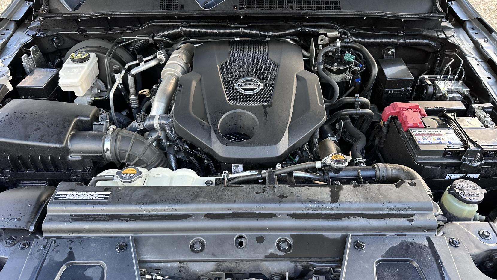 Nissan Navara 2.3 dCi Tekna Pickup Double Cab 4dr Diesel Auto 4WD Euro 6 (190 ps)