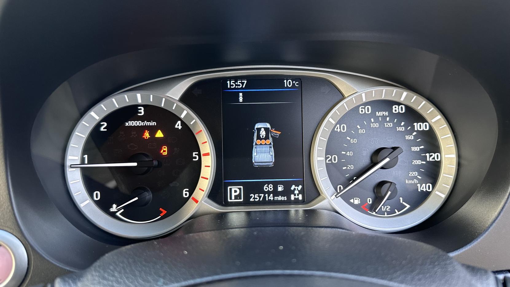 Nissan Navara 2.3 dCi Tekna Pickup Double Cab 4dr Diesel Auto 4WD Euro 6 (190 ps)