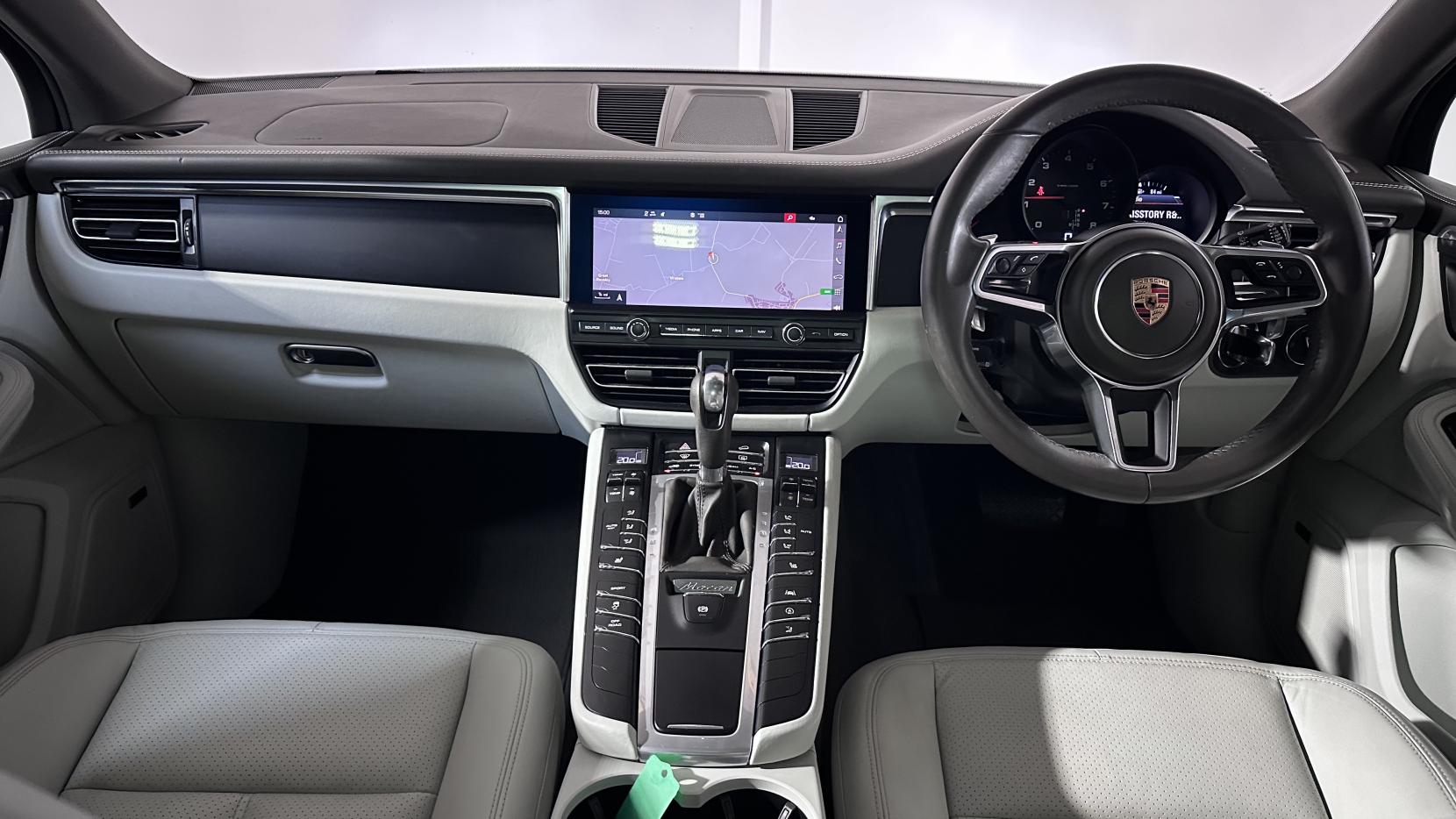 Porsche Macan 2.0T SUV 5dr Petrol PDK 4WD Euro 6 (s/s) (245 ps)