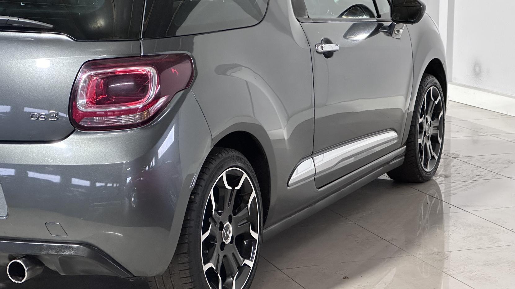 DS AUTOMOBILES DS 3 1.2 PureTech DStyle Hatchback 3dr Petrol Manual Euro 6 (82 ps)