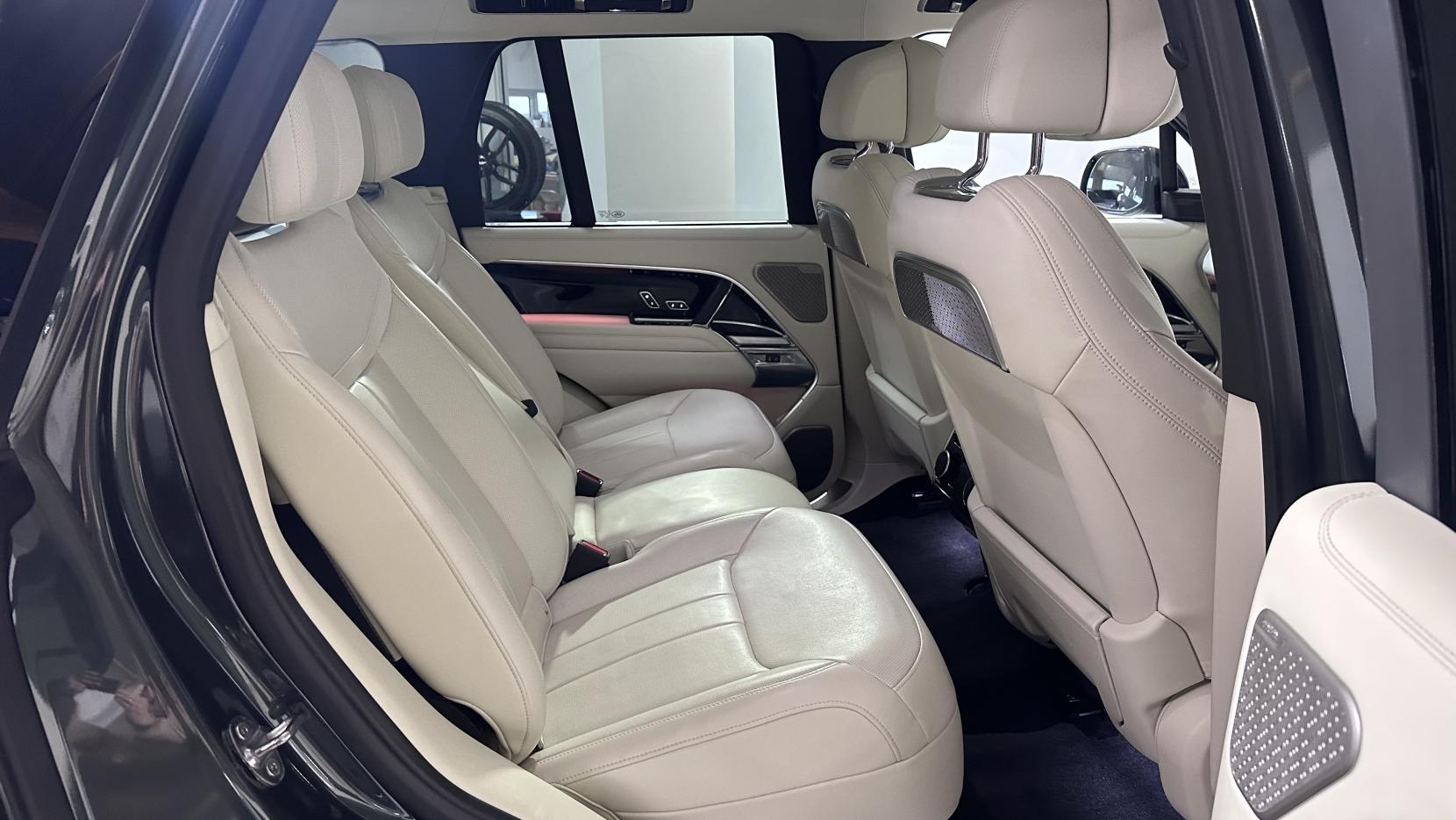 Land Rover Range Rover 3.0 D350 MHEV Autobiography SUV 5dr Diesel Auto 4WD Euro 6 (s/s) (350 ps)