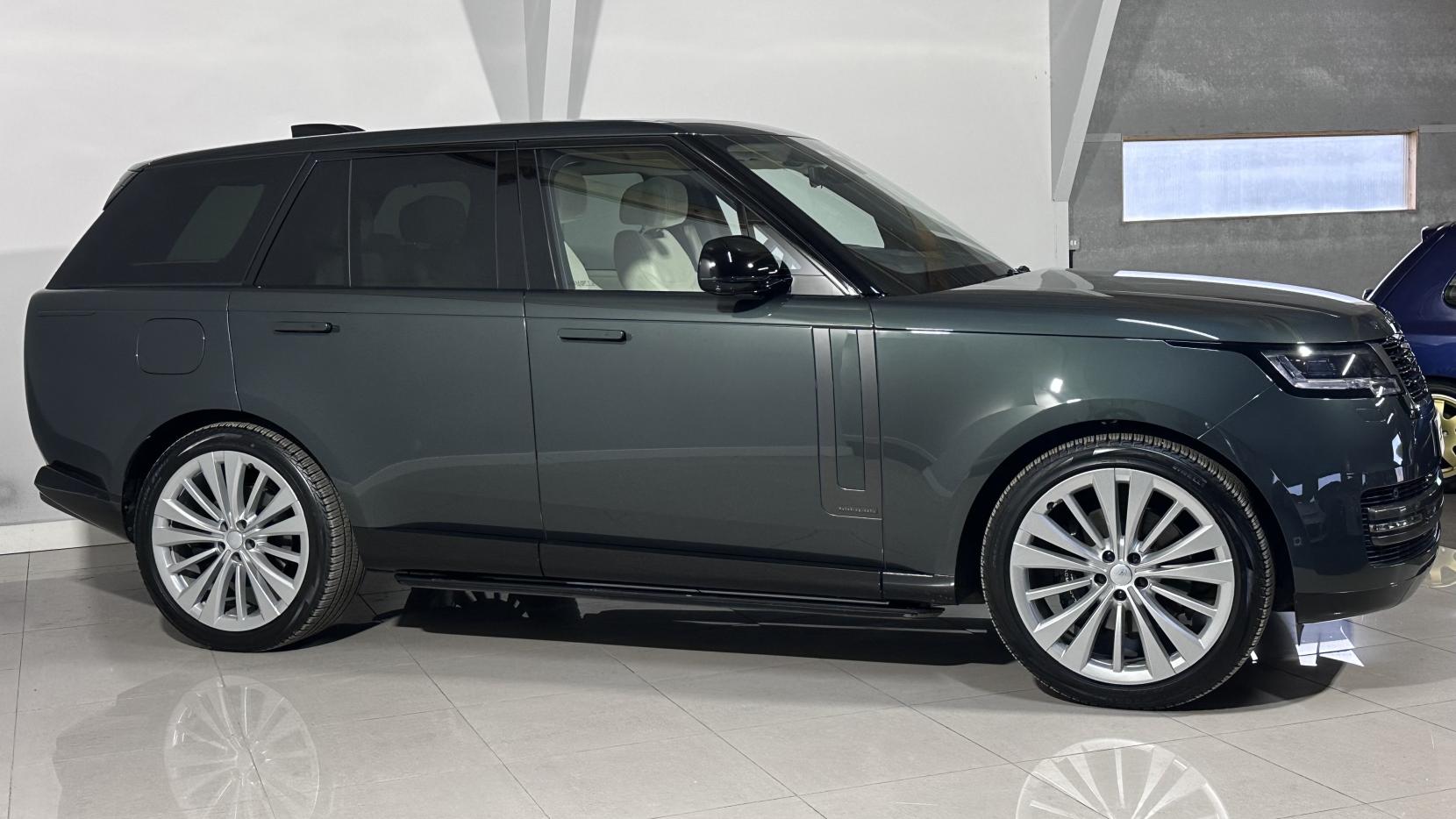 Land Rover Range Rover 3.0 D350 MHEV Autobiography SUV 5dr Diesel Auto 4WD Euro 6 (s/s) (350 ps)