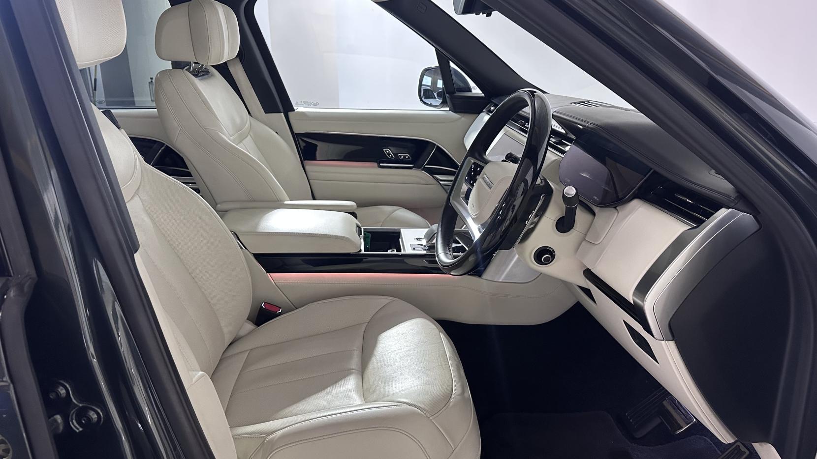 Land Rover Range Rover 3.0 D350 MHEV Autobiography SUV 5dr Diesel Auto 4WD Euro 6 (s/s) (350 ps)