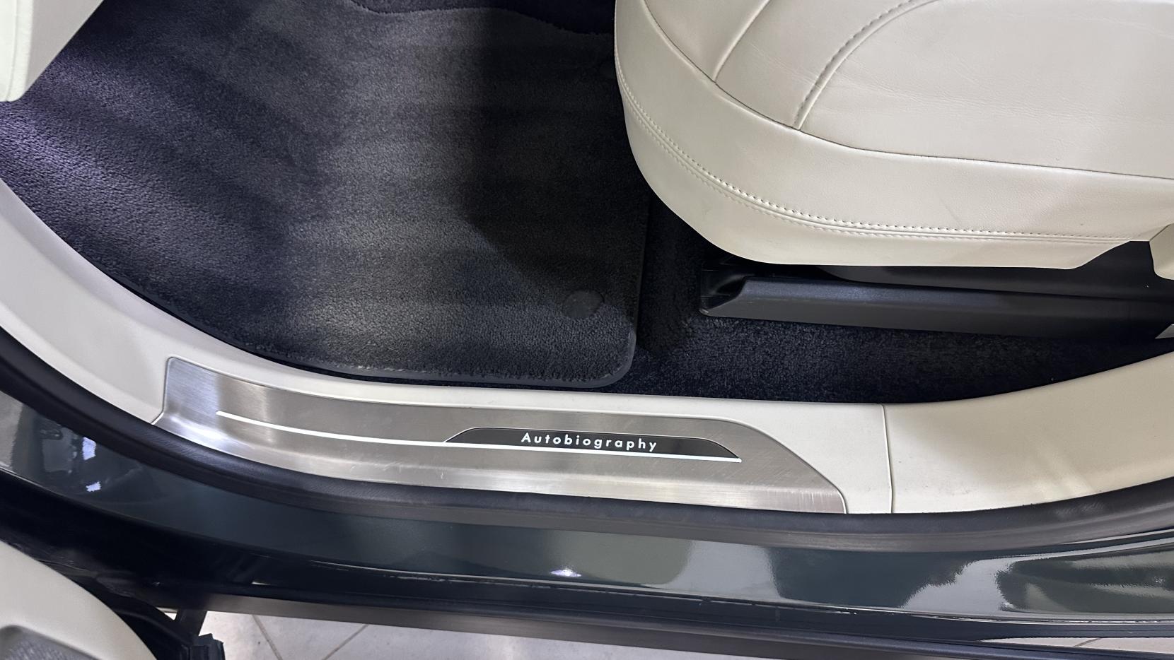 Land Rover Range Rover 3.0 D350 MHEV Autobiography SUV 5dr Diesel Auto 4WD Euro 6 (s/s) (350 ps)