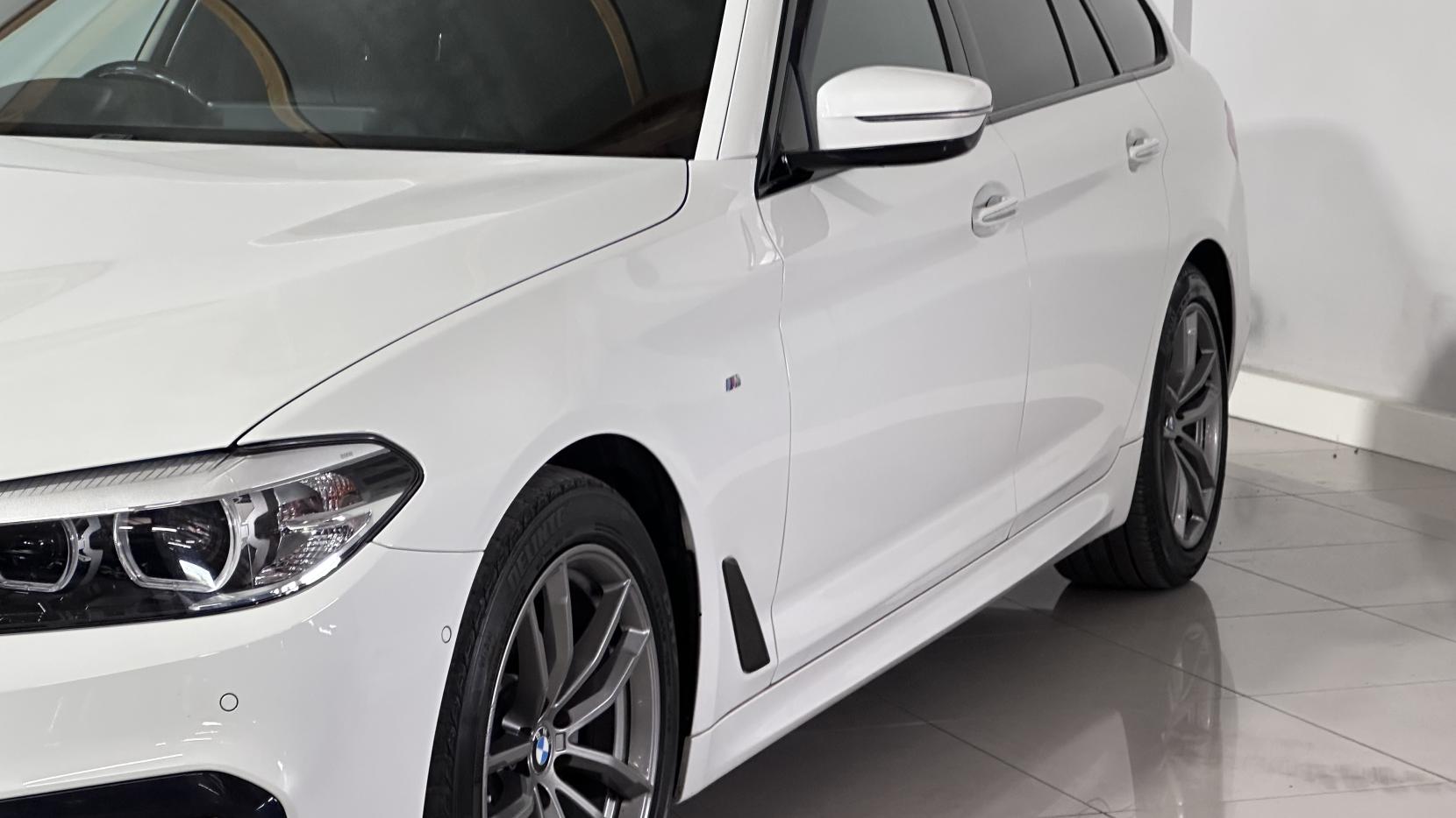 BMW 5 Series 2.0 520d M Sport Touring 5dr Diesel Auto Euro 6 (s/s) (190 ps)
