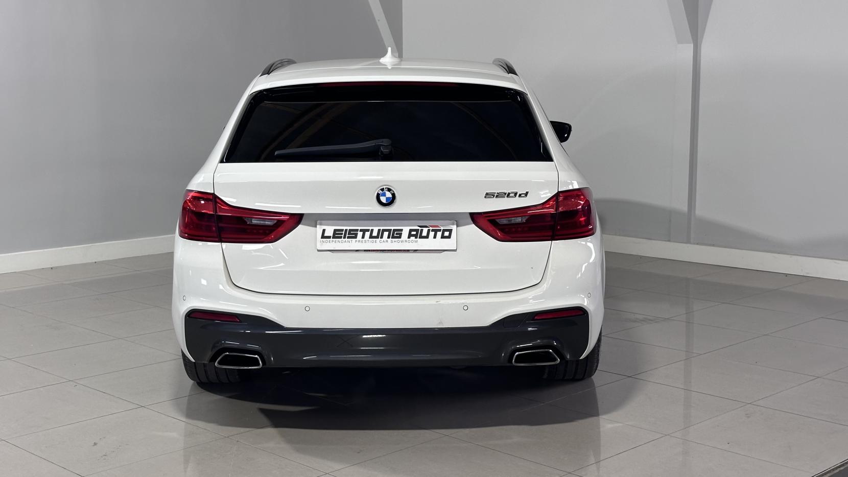 BMW 5 Series 2.0 520d M Sport Touring 5dr Diesel Auto Euro 6 (s/s) (190 ps)