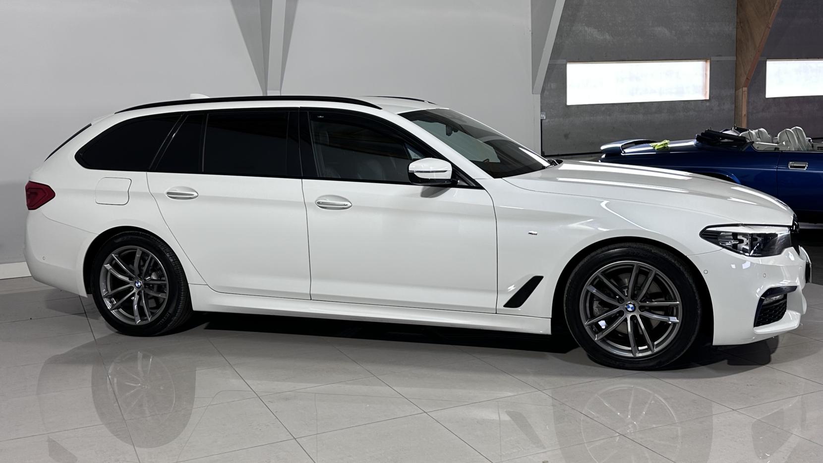 BMW 5 Series 2.0 520d M Sport Touring 5dr Diesel Auto Euro 6 (s/s) (190 ps)
