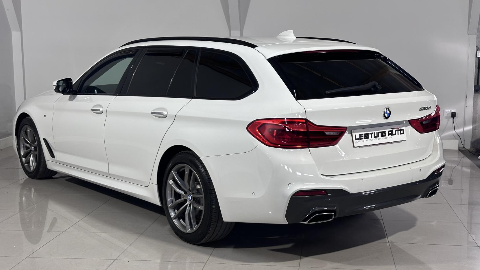 BMW 5 Series 2.0 520d M Sport Touring 5dr Diesel Auto Euro 6 (s/s) (190 ps)