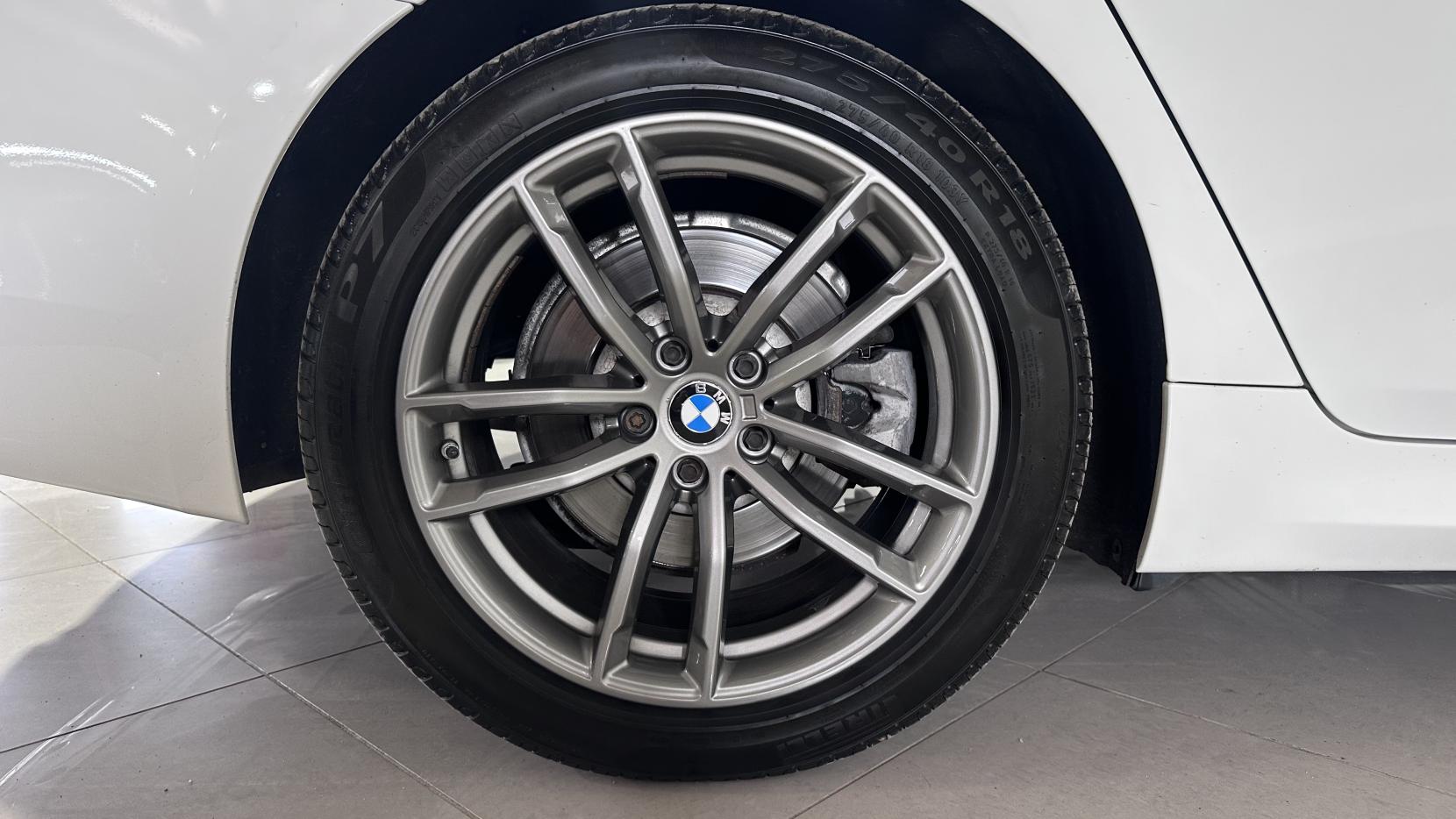 BMW 5 Series 2.0 520d M Sport Touring 5dr Diesel Auto Euro 6 (s/s) (190 ps)