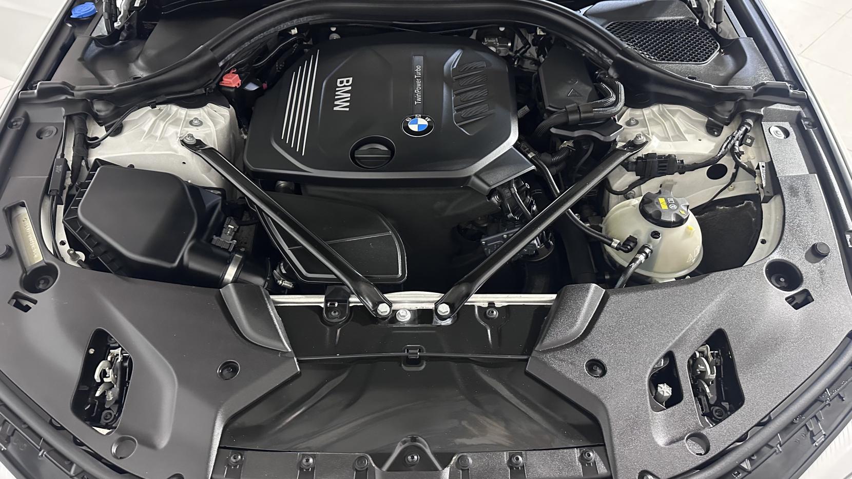 BMW 5 Series 2.0 520d M Sport Touring 5dr Diesel Auto Euro 6 (s/s) (190 ps)