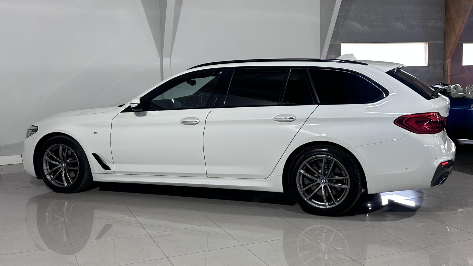 BMW 5 Series 2.0 520d M Sport Touring 5dr Diesel Auto Euro 6 (s/s) (190 ps)