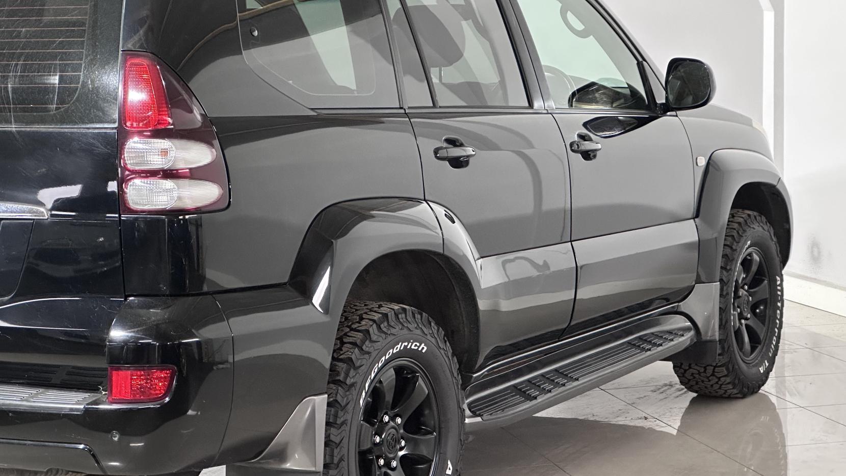 Toyota Land Cruiser 4.0 VVT-i V6 LC4 SUV 5dr Petrol Automatic (305 g/km, 245 bhp)