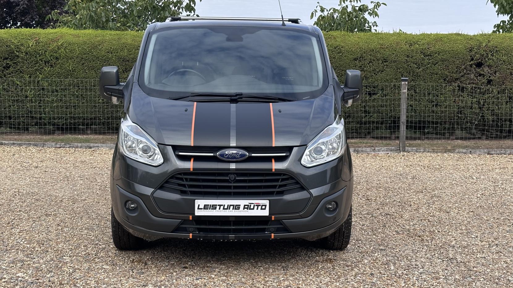 Ford Transit Custom 2.2 TDCi 270 Limited Panel Van 5dr Diesel Manual L1 H1 (186 g/km, 123 bhp)