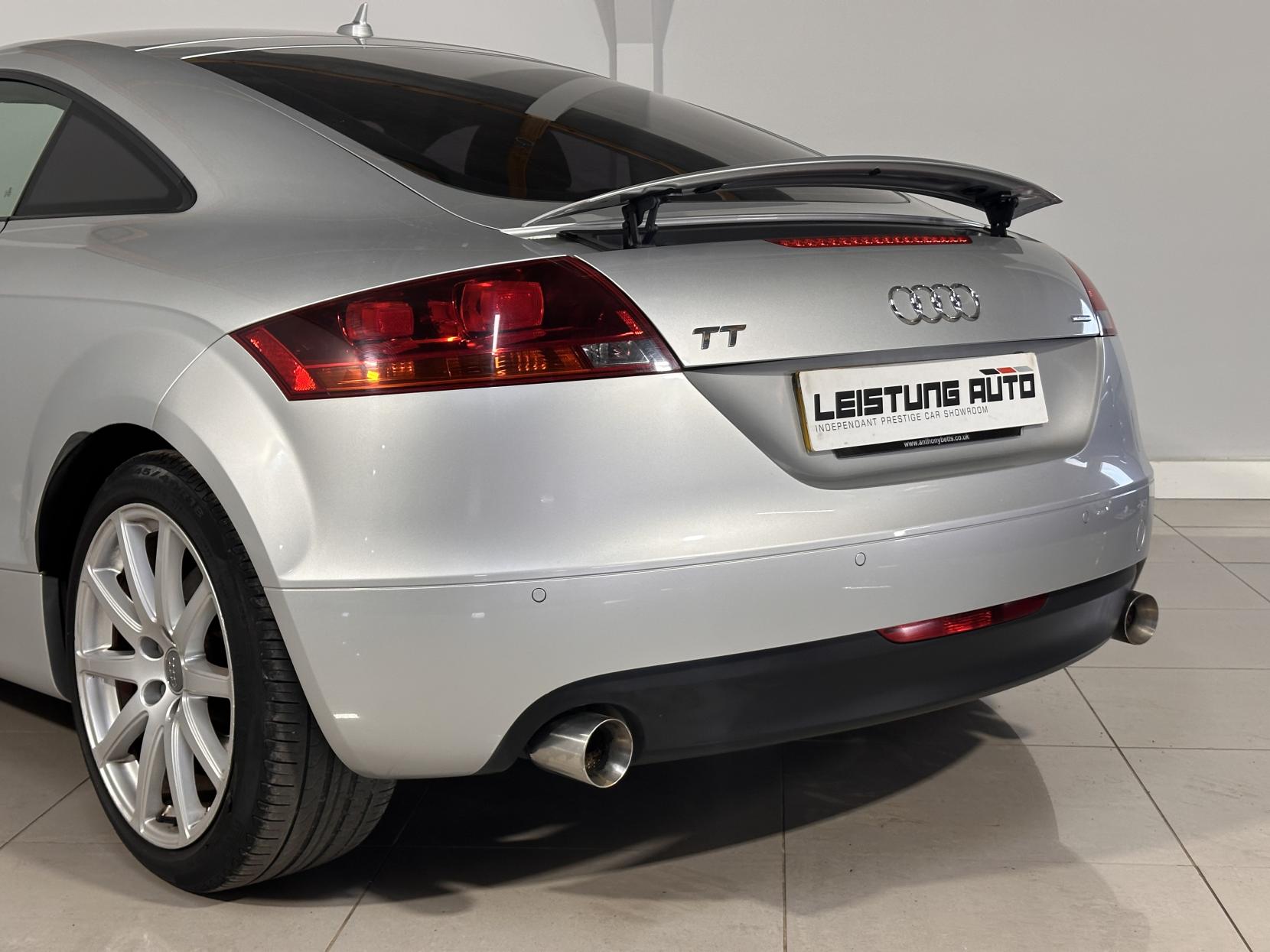 Audi TT 3.2 TFSI V6 Coupe 3dr Petrol S Tronic quattro Euro 4 (250 ps)
