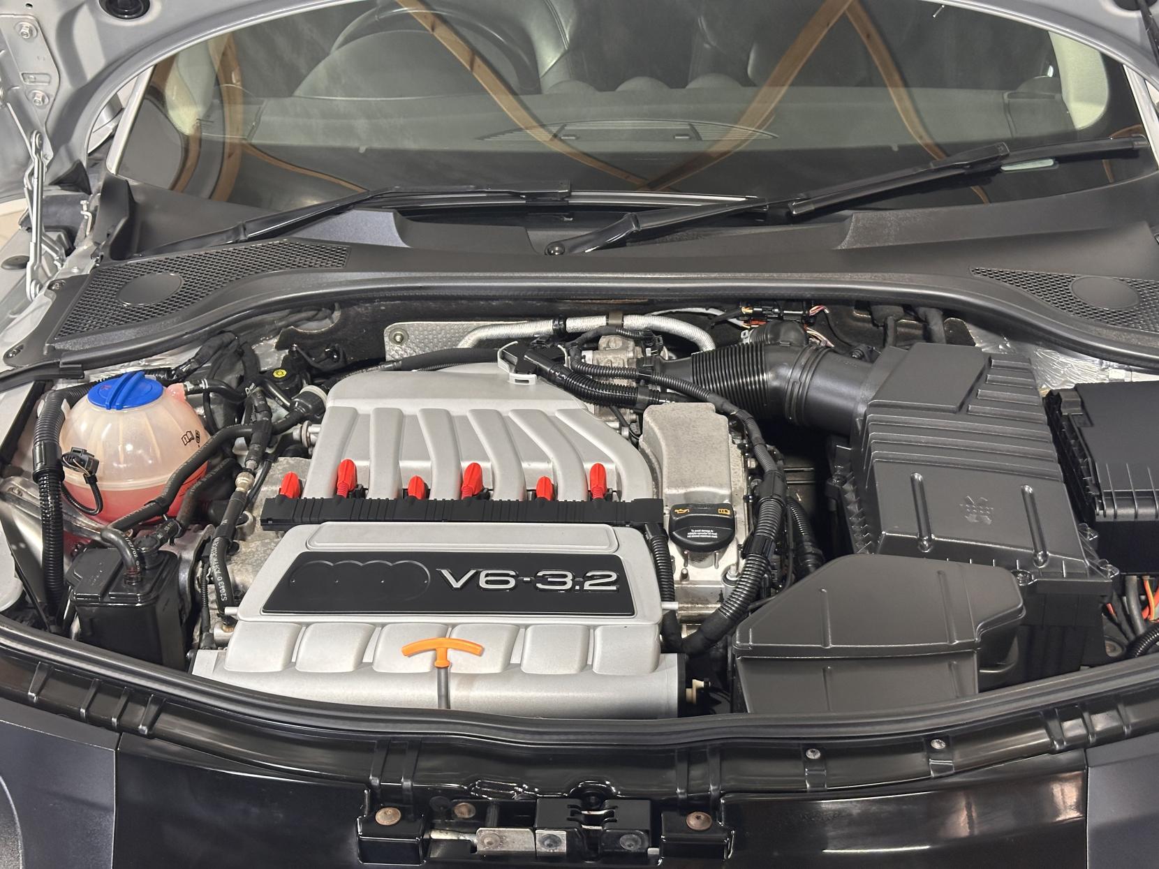 Audi TT 3.2 TFSI V6 Coupe 3dr Petrol S Tronic quattro Euro 4 (250 ps)