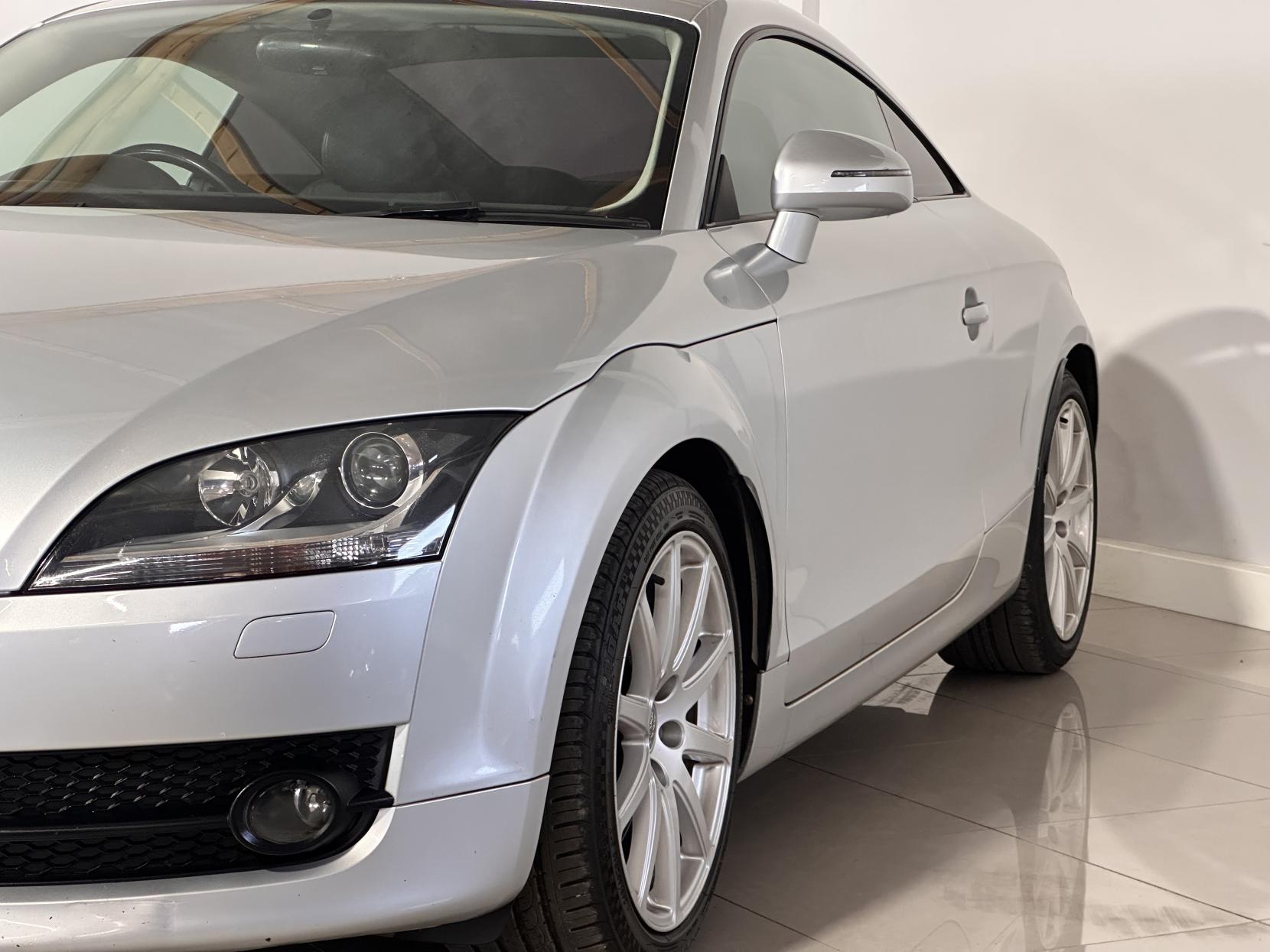 Audi TT 3.2 TFSI V6 Coupe 3dr Petrol S Tronic quattro Euro 4 (250 ps)