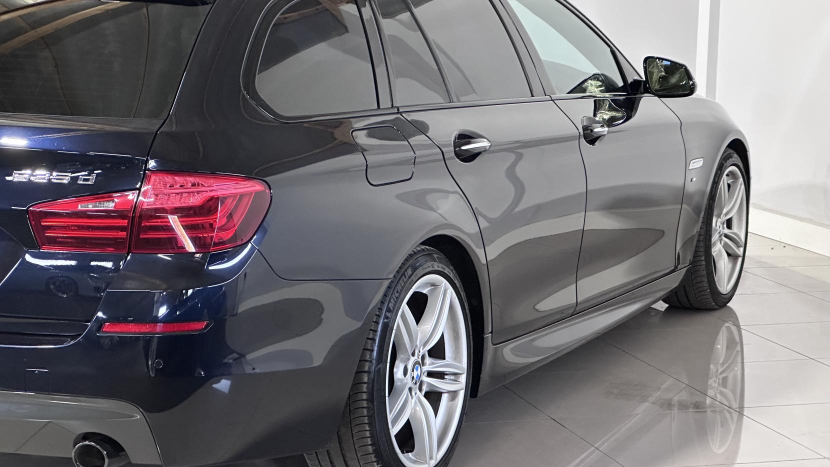 BMW 5 Series 3.0 535d M Sport Touring 5dr Diesel Auto Euro 6 (s/s) (313 ps)