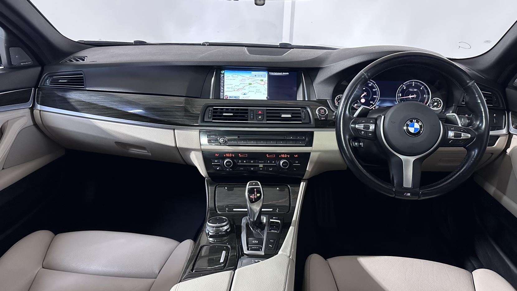 BMW 5 Series 3.0 535d M Sport Touring 5dr Diesel Auto Euro 6 (s/s) (313 ps)