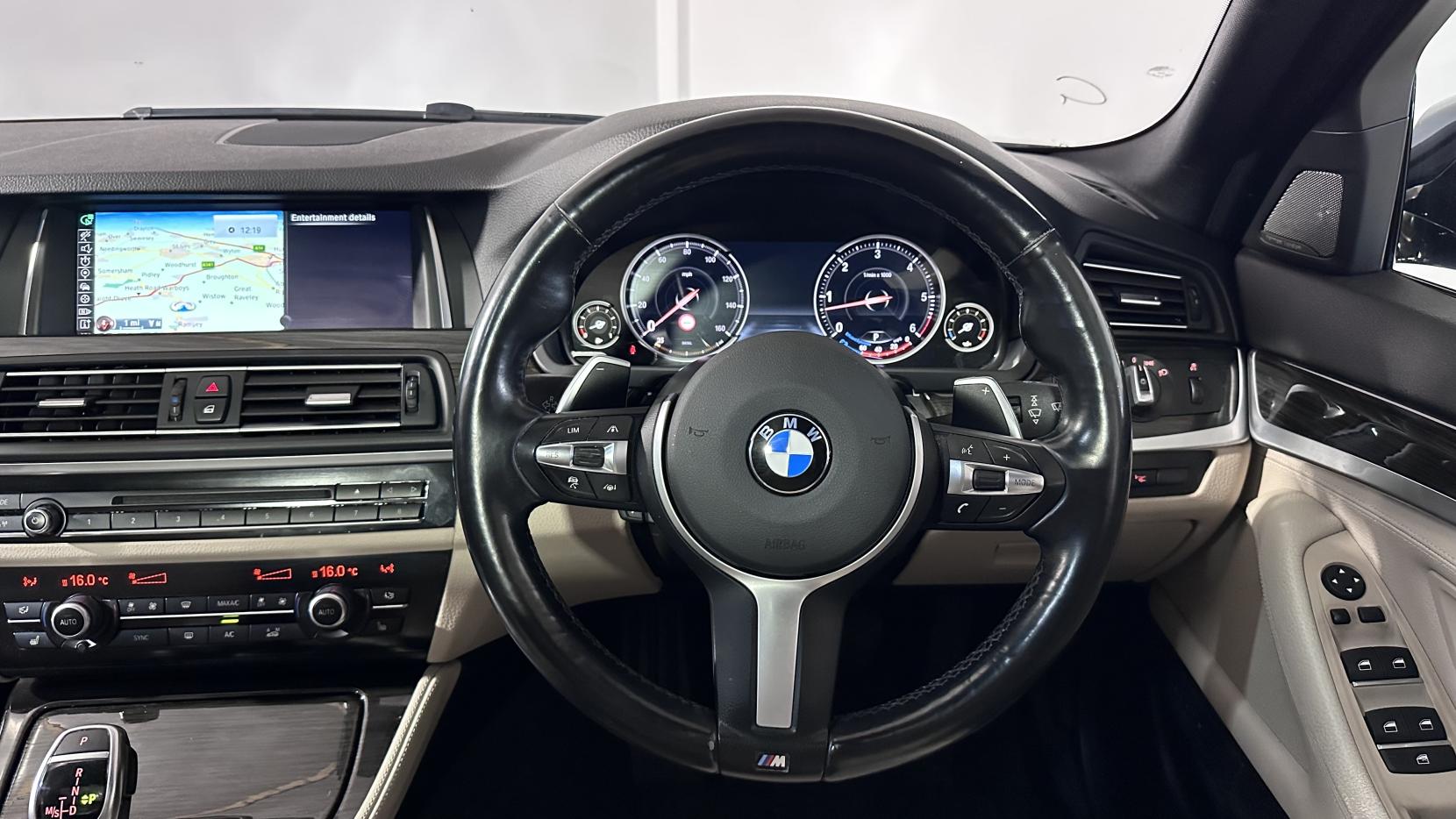 BMW 5 Series 3.0 535d M Sport Touring 5dr Diesel Auto Euro 6 (s/s) (313 ps)